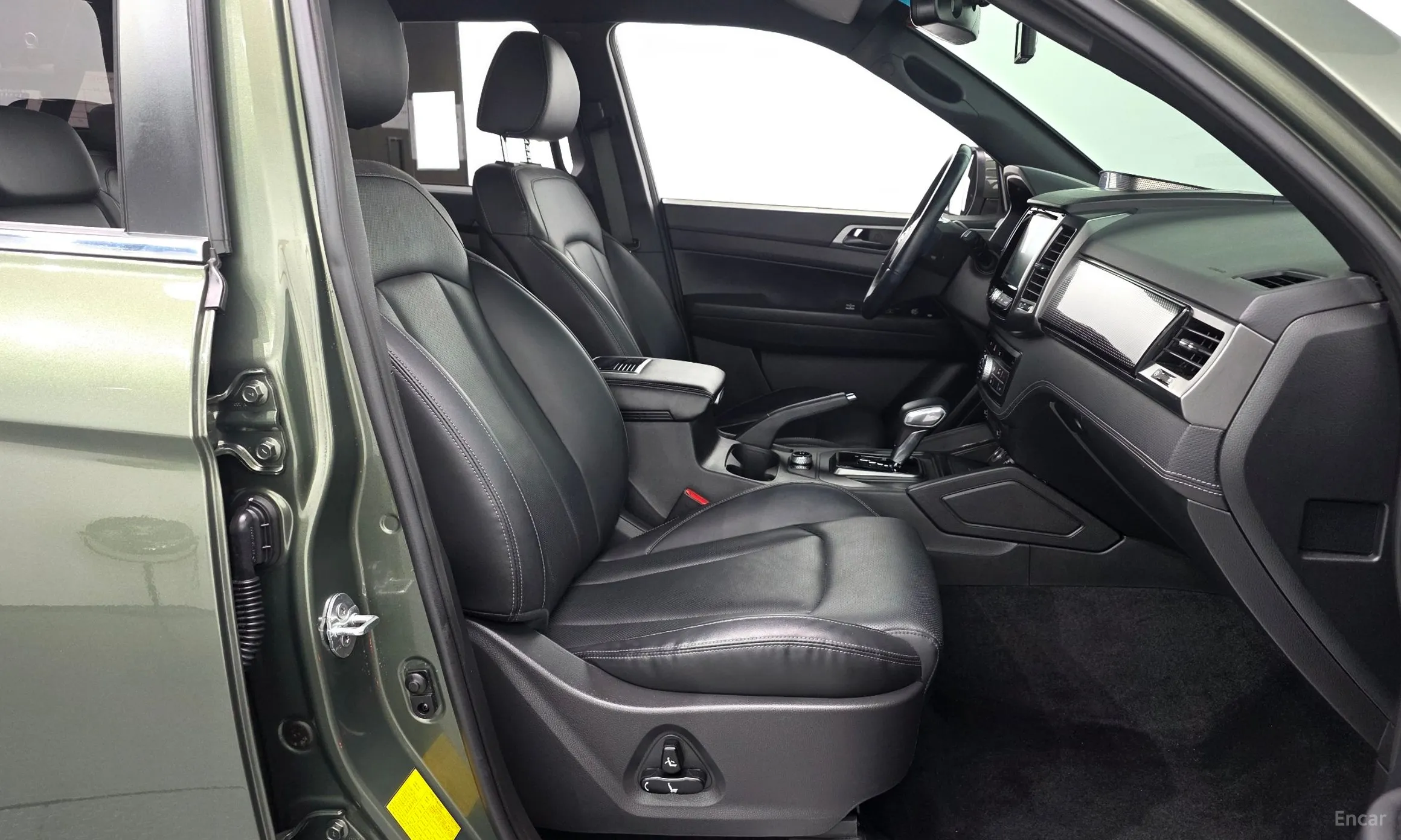 KG Mobility (SsangYong) Rexton Sports Khan превью 10