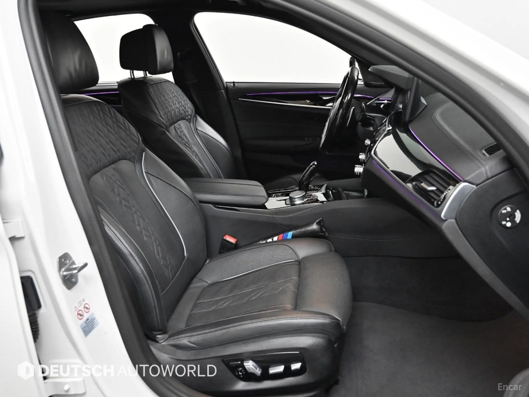 BMW 5 Series (G30) превью 10