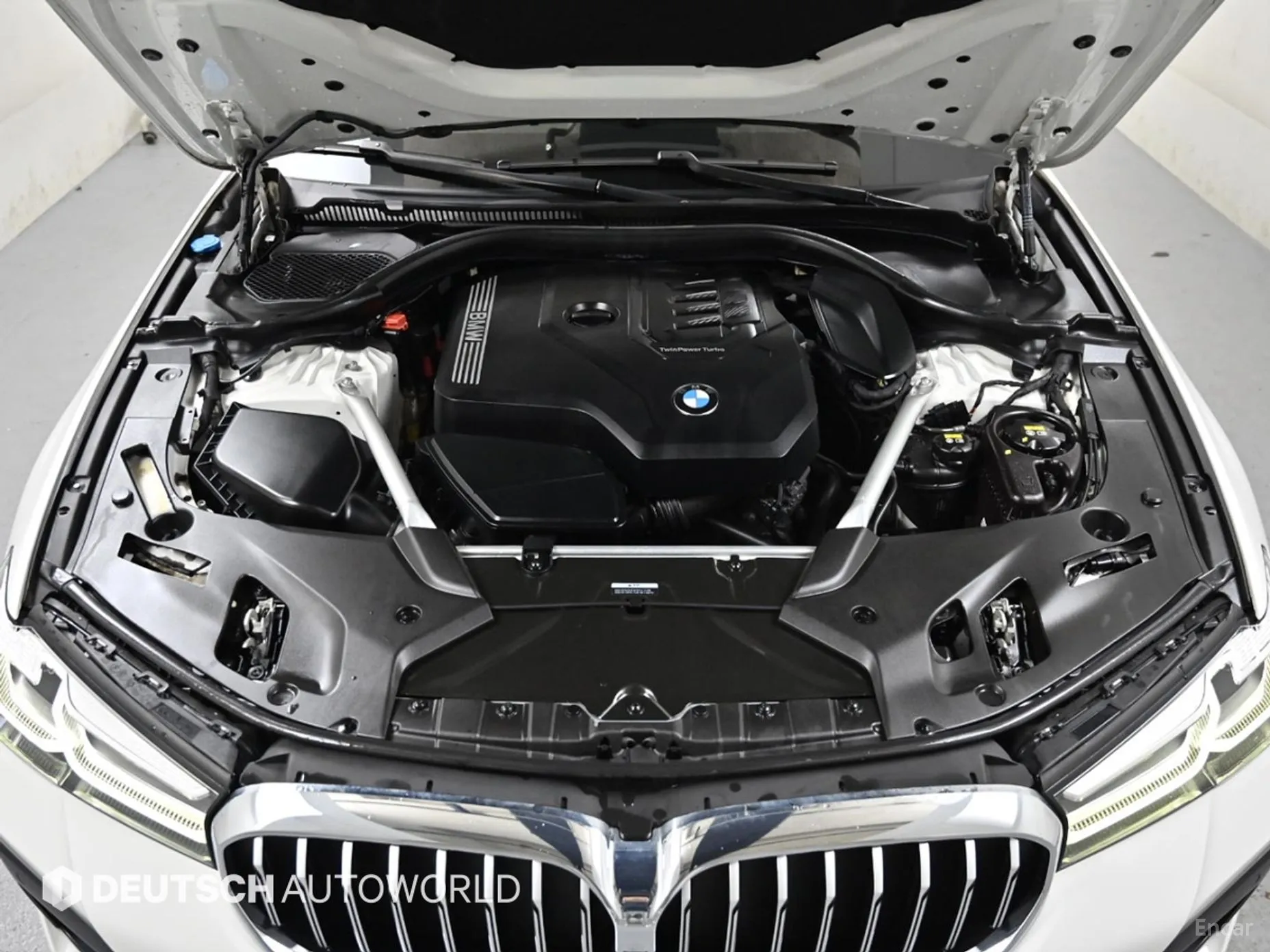 BMW 5 Series (G30) превью 6