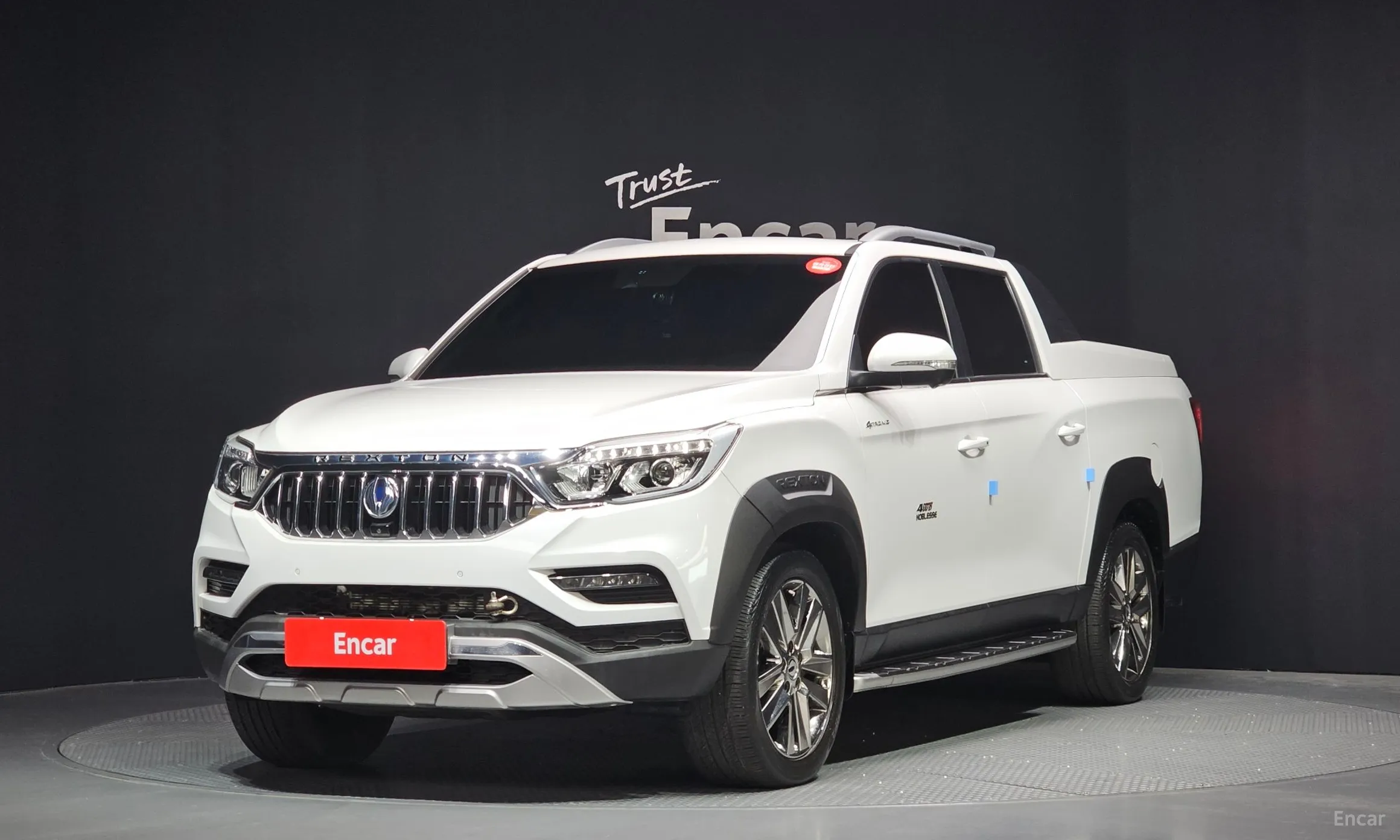 Rexton Sports Khan
