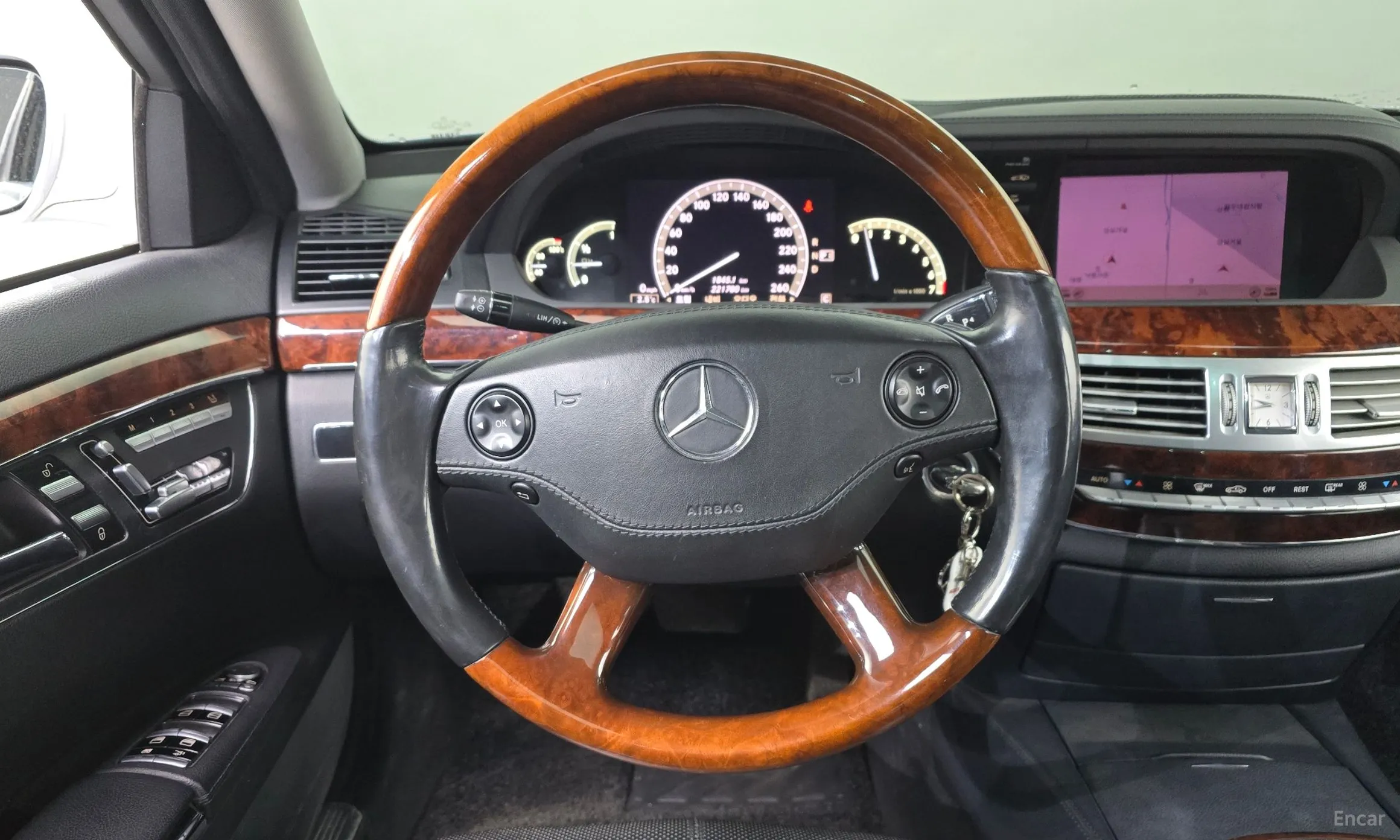Mercedes Benz S-Class W221 превью 13