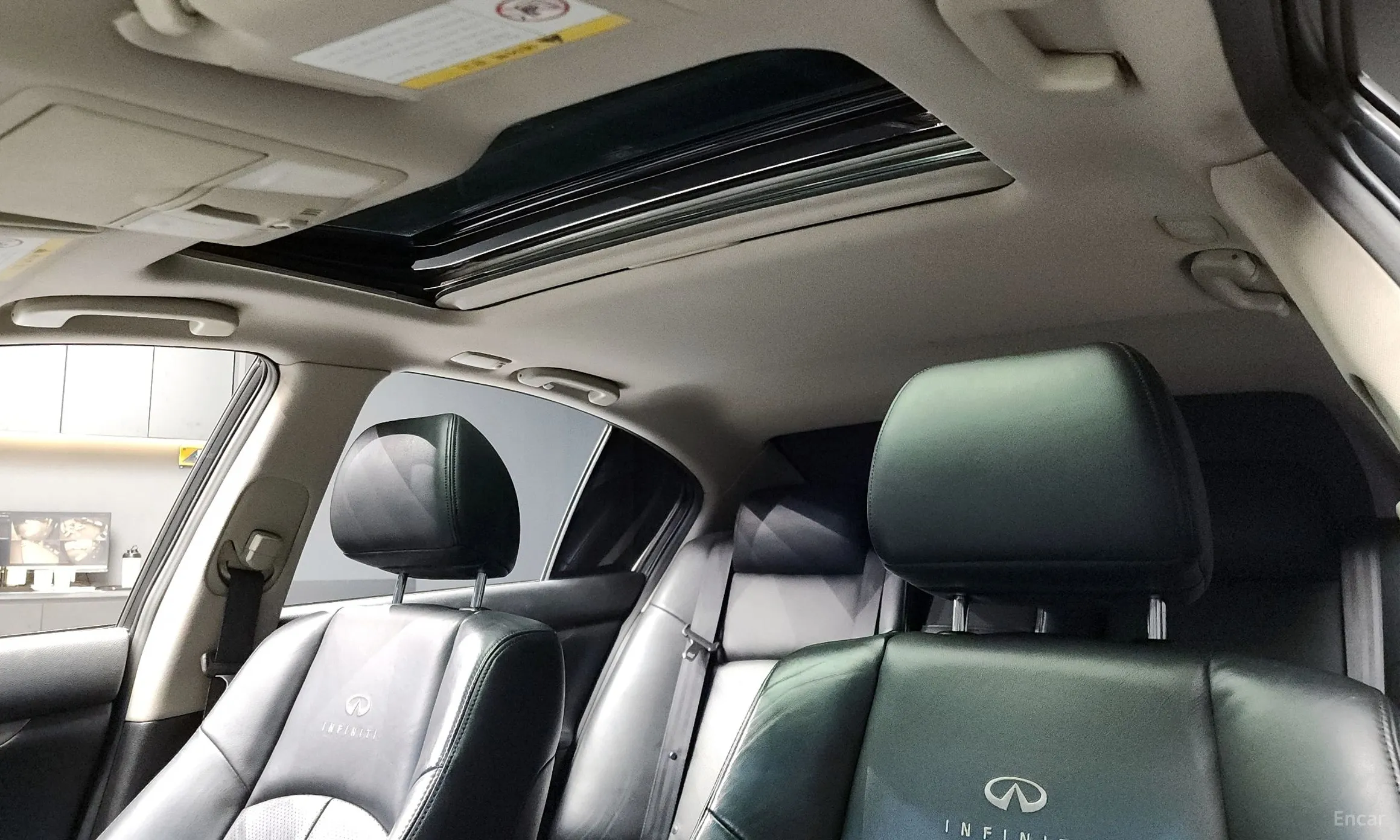 Infiniti G25 превью 19
