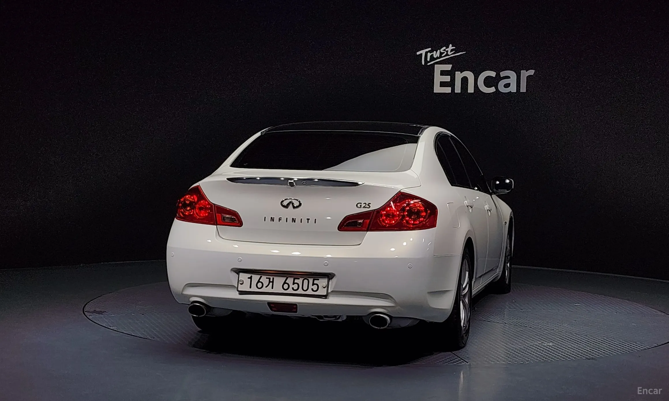 Infiniti G25 превью 4