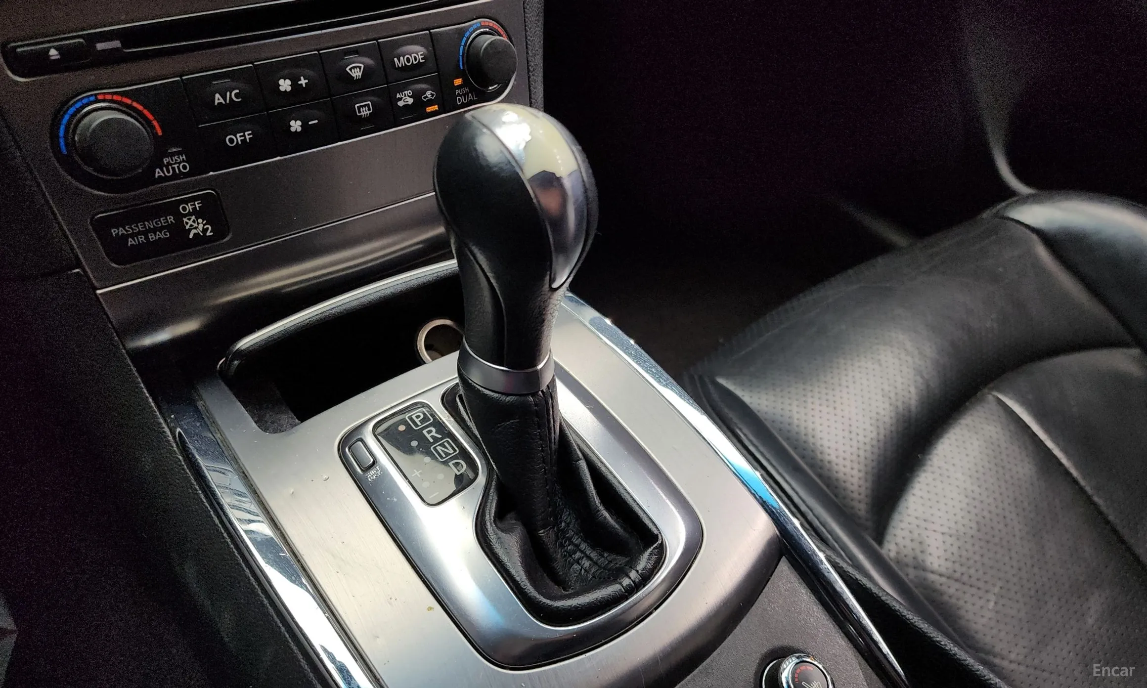 Infiniti G25 превью 9