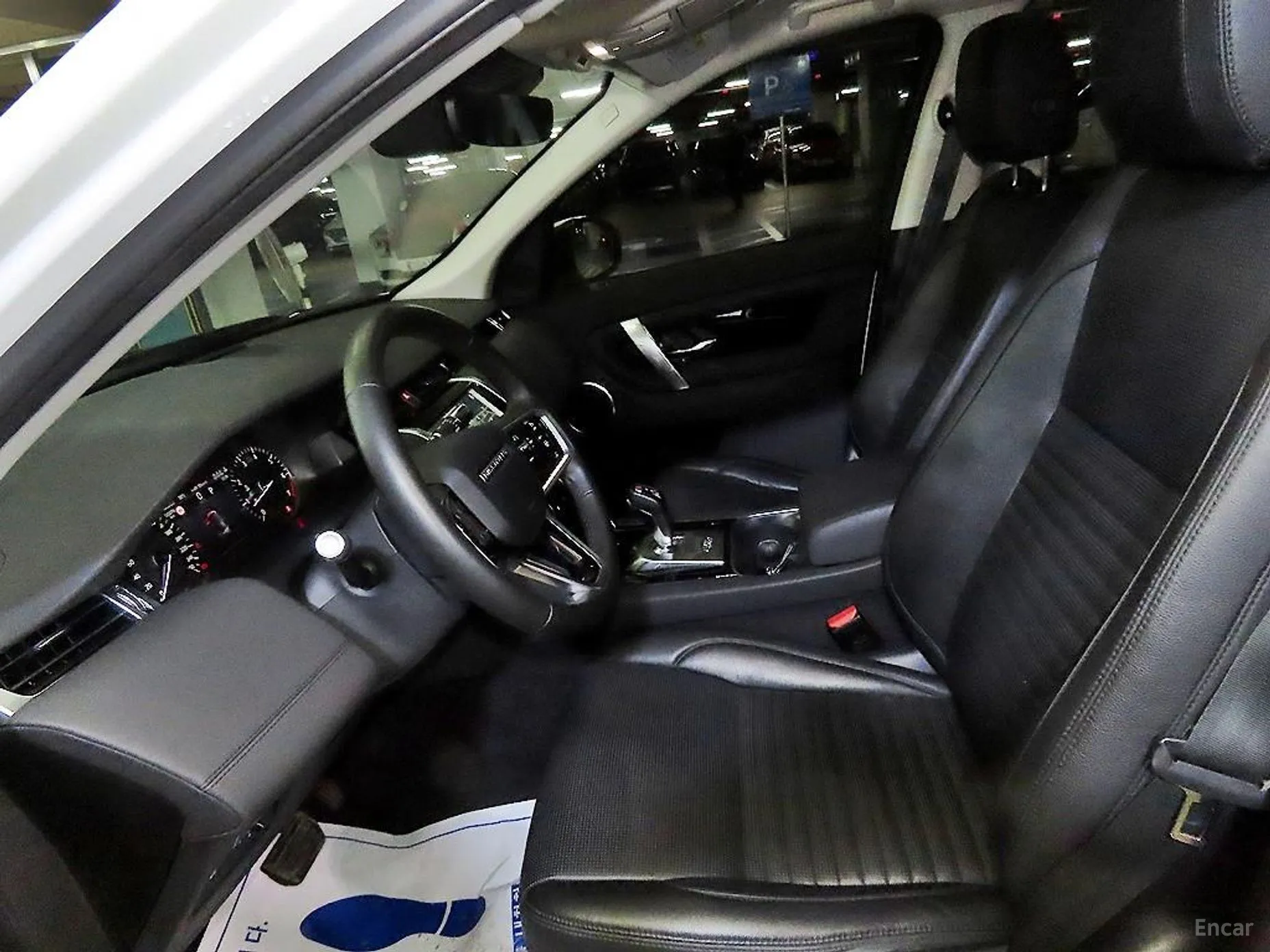 Land Rover Discovery Sports превью 6