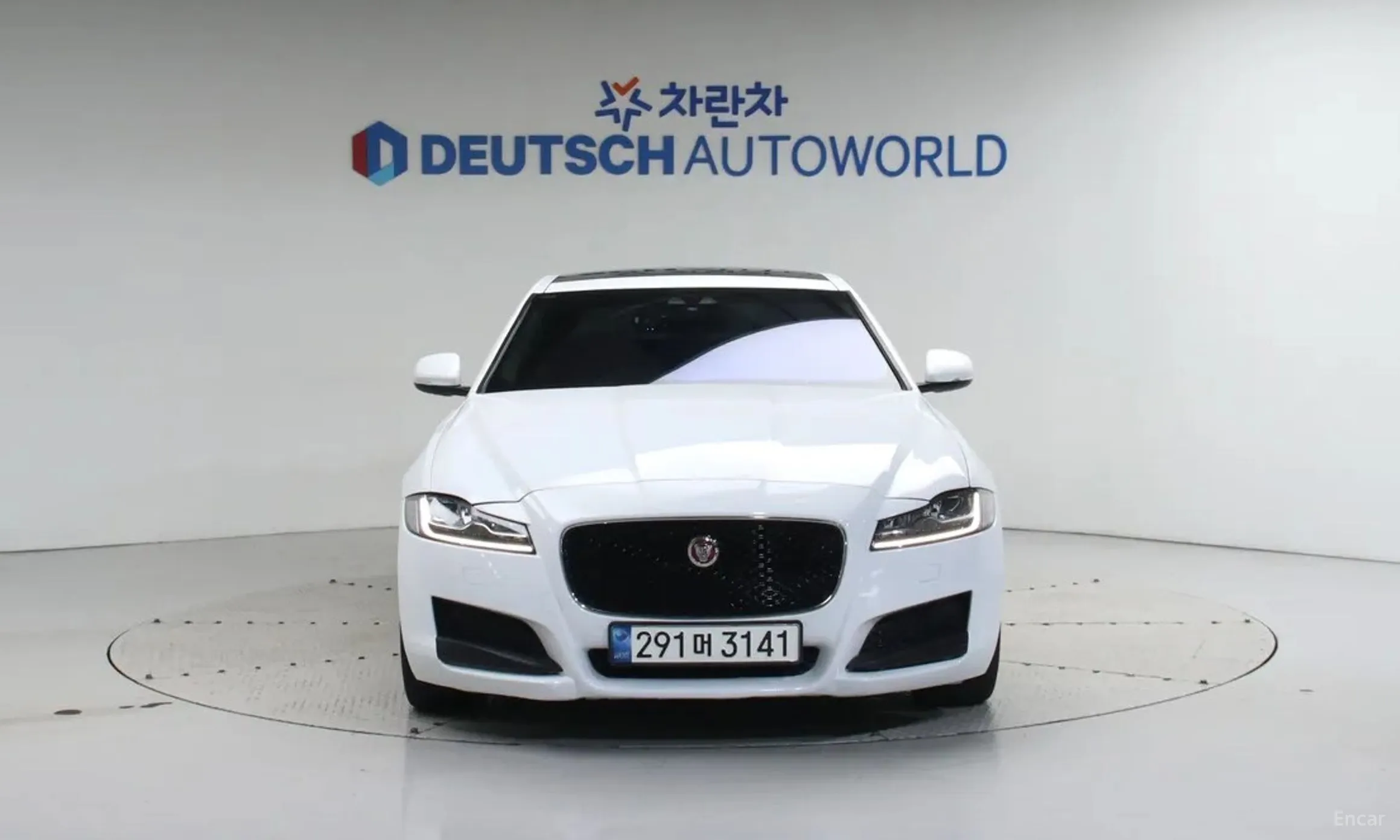 Jaguar XF (x260) превью 4