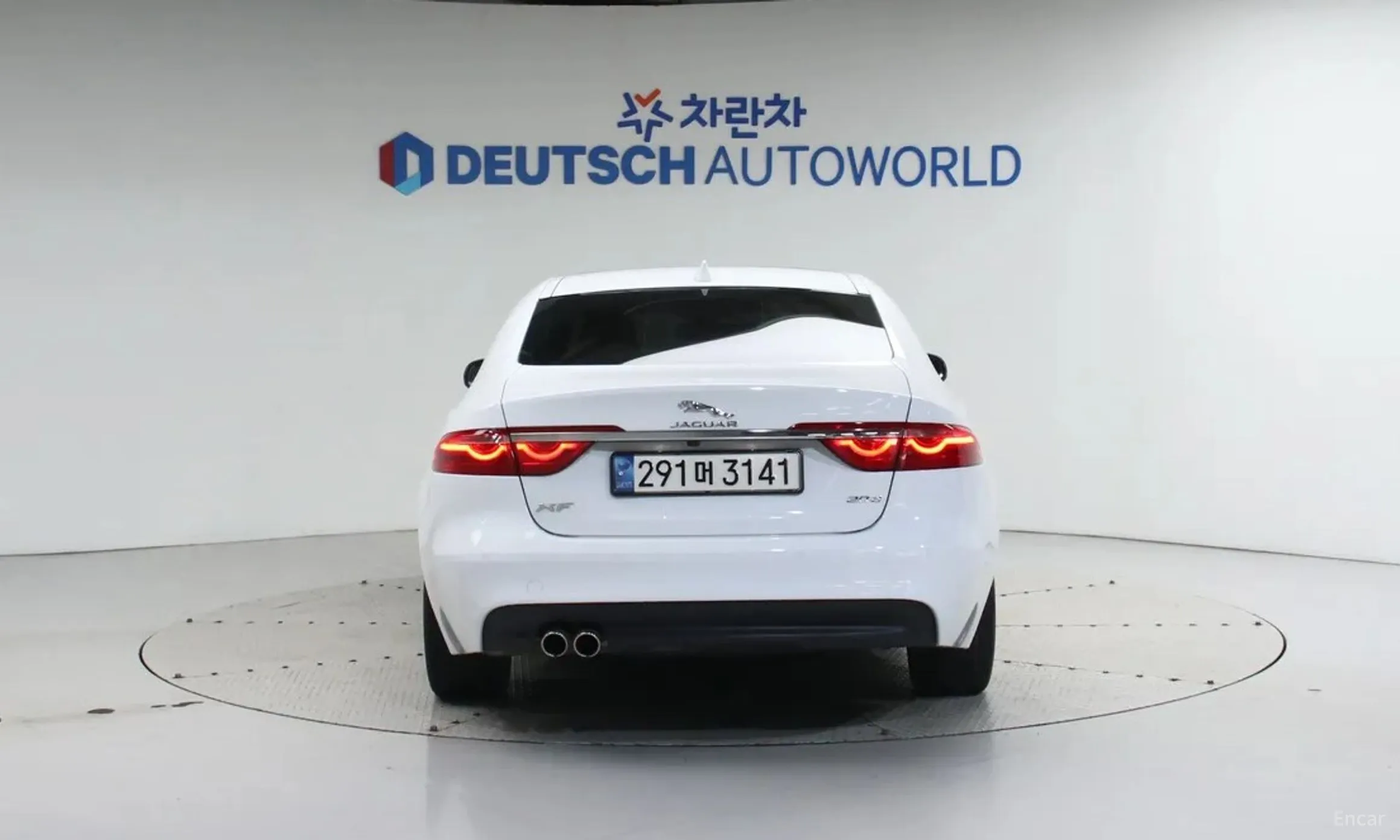 Jaguar XF (x260) превью 5