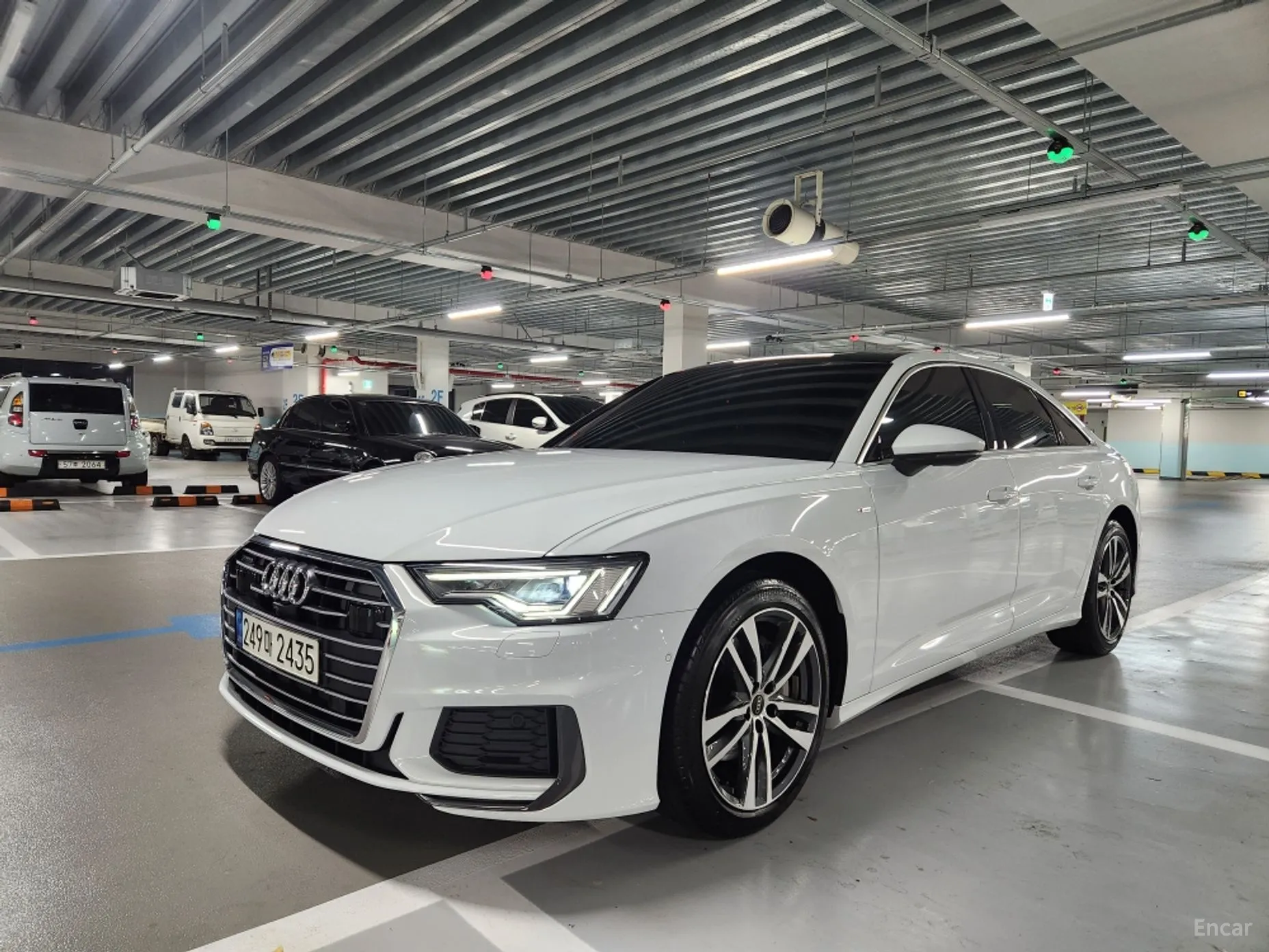 Audi A6 (C8)