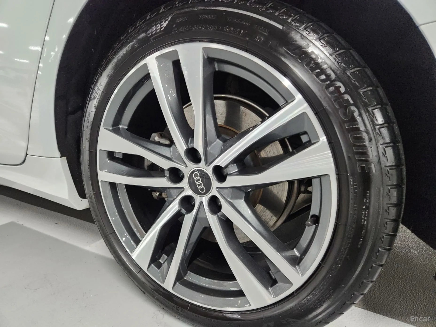 Audi A6 (C8) превью 20