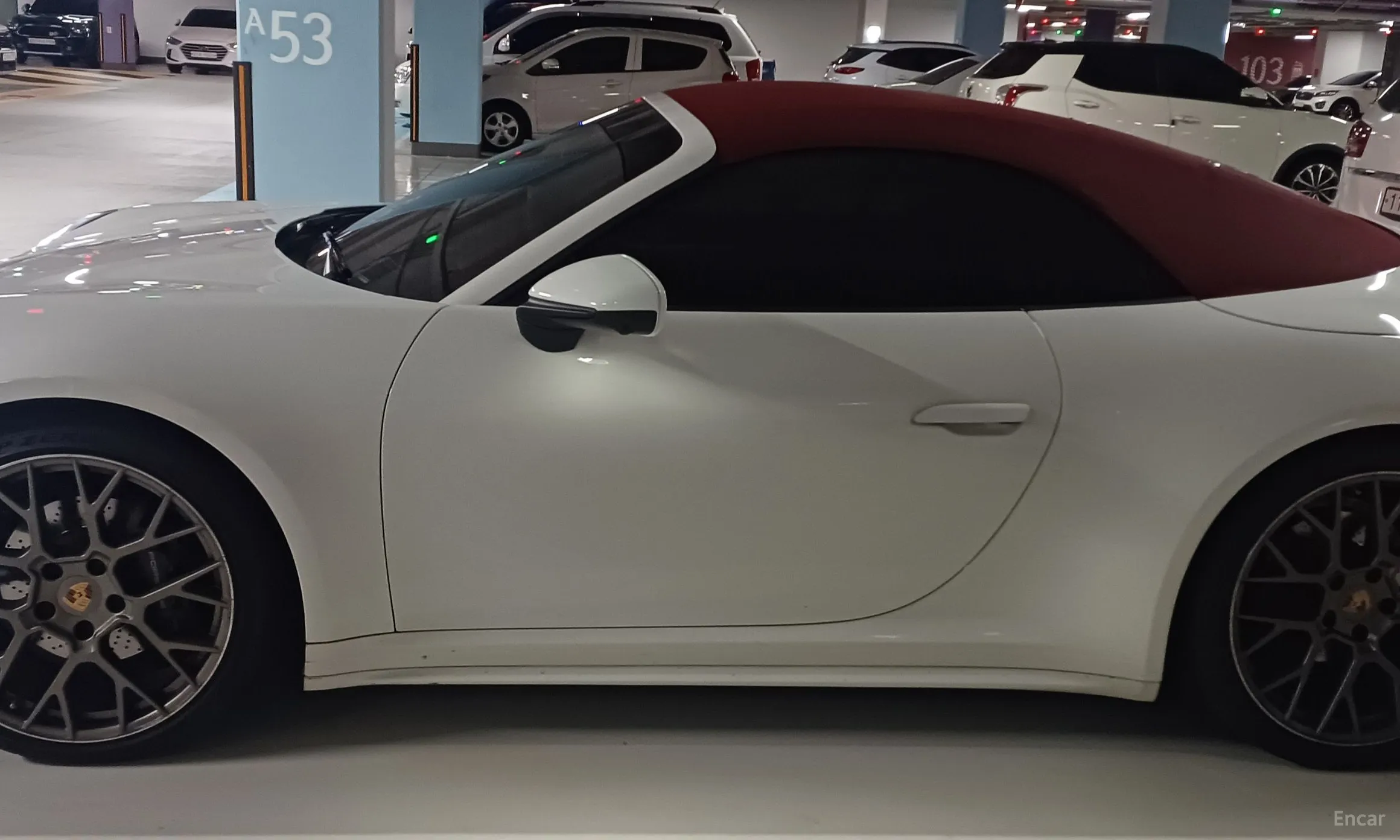 Porsche 911 (992) превью 3