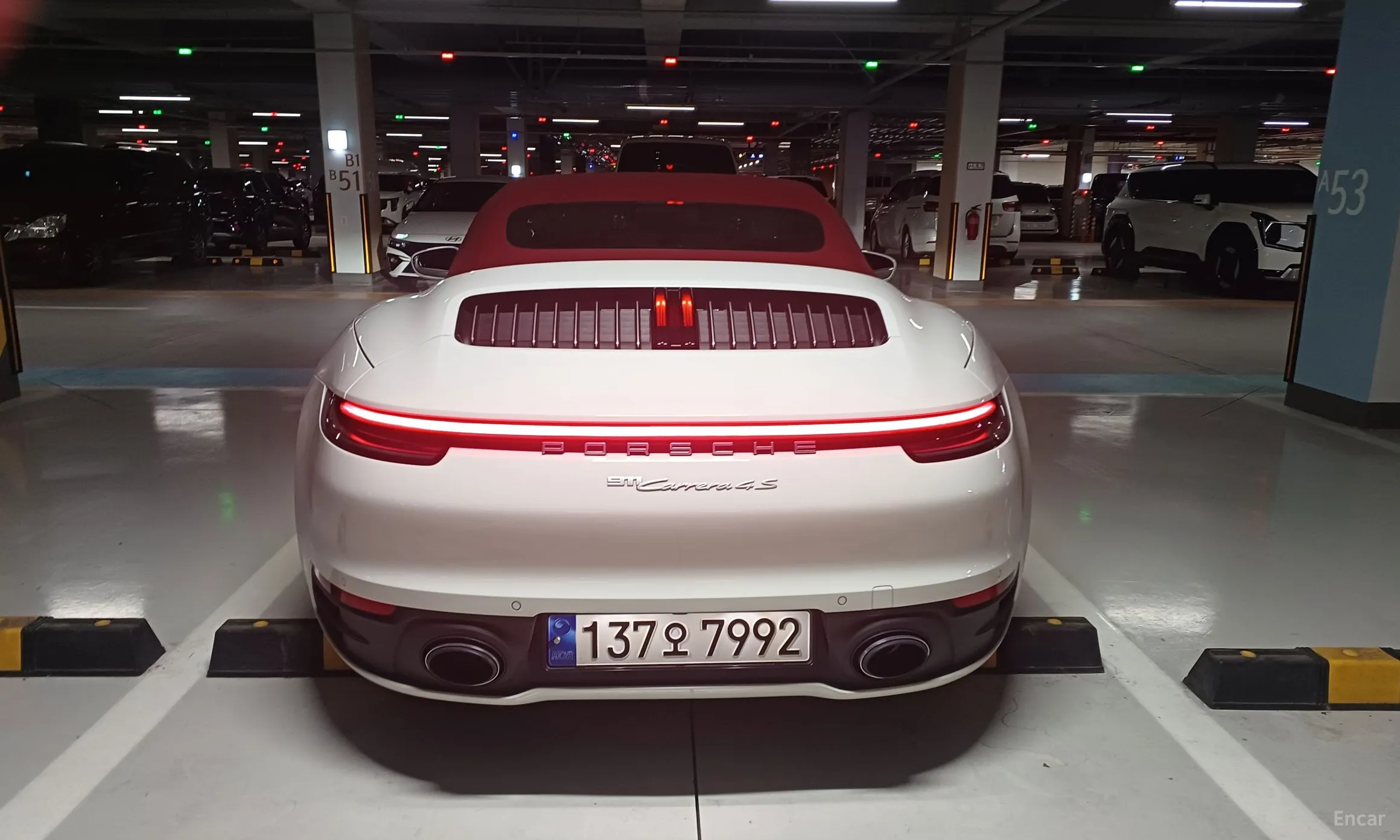 Porsche 911 (992) превью 4