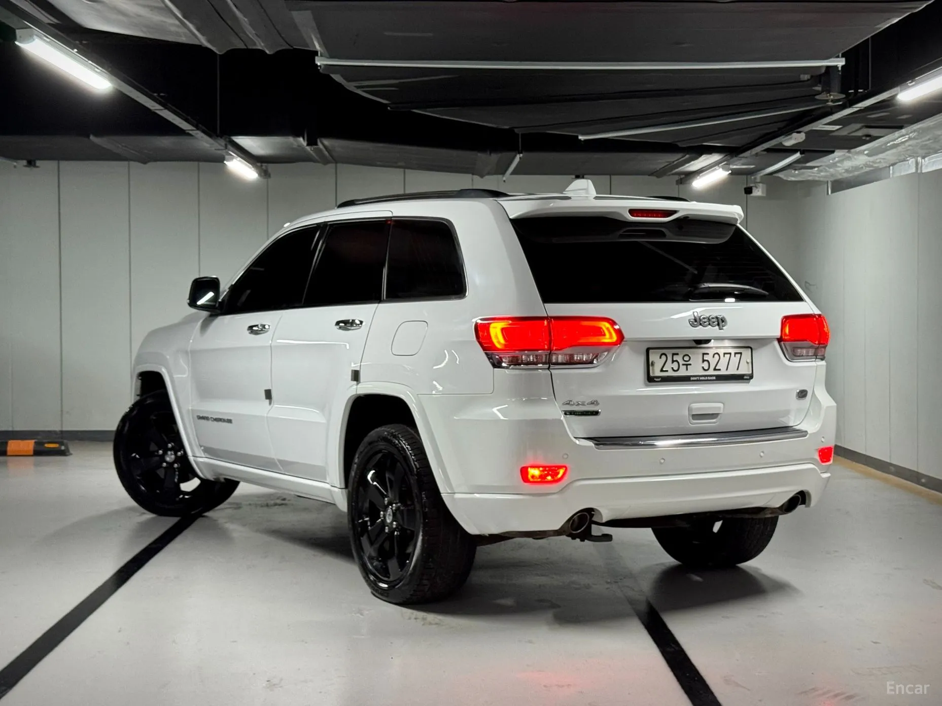 Jeep Grand Cherokee превью 2