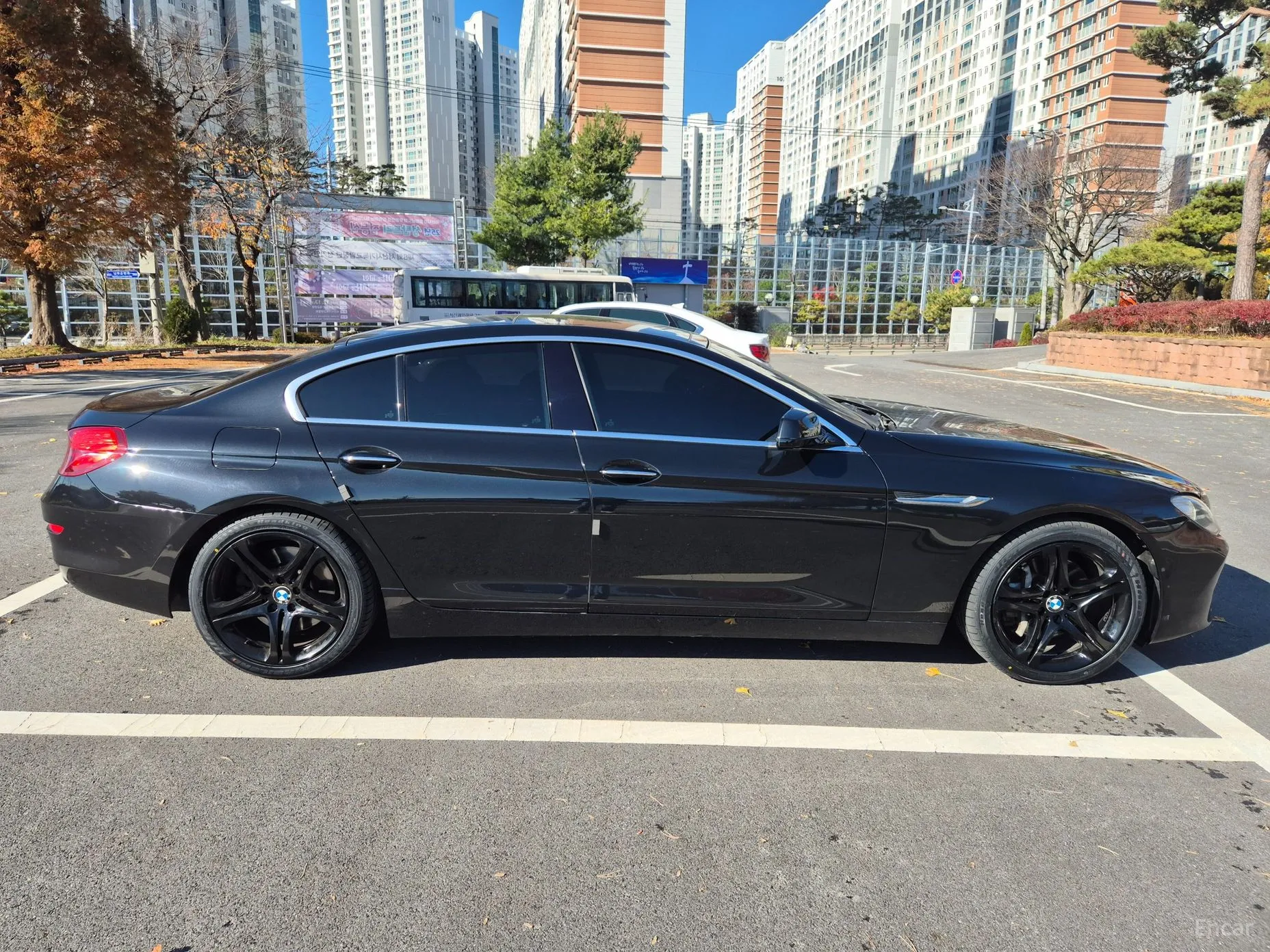BMW 6 Series (F12) превью 6