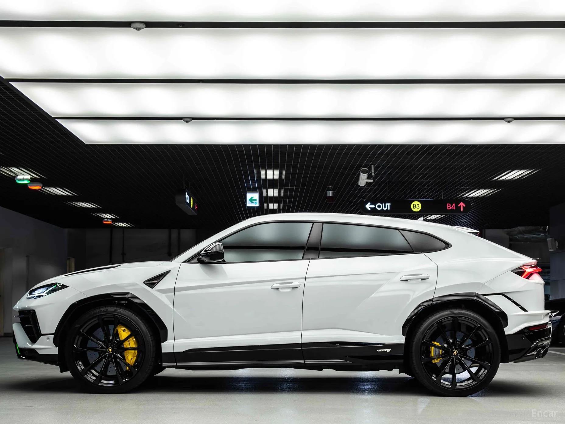 Lamborghini Urus превью 6