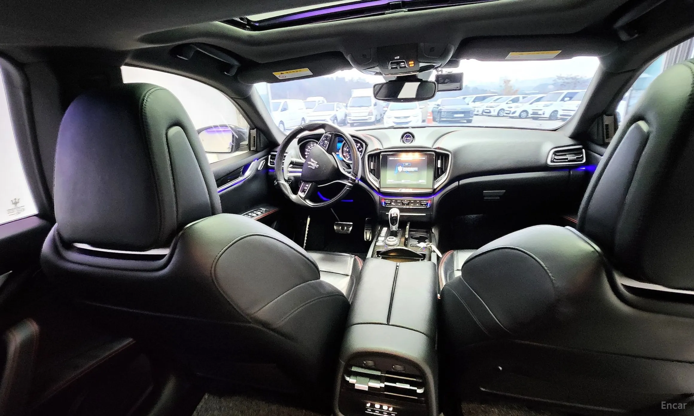 Maserati Ghibli превью 17