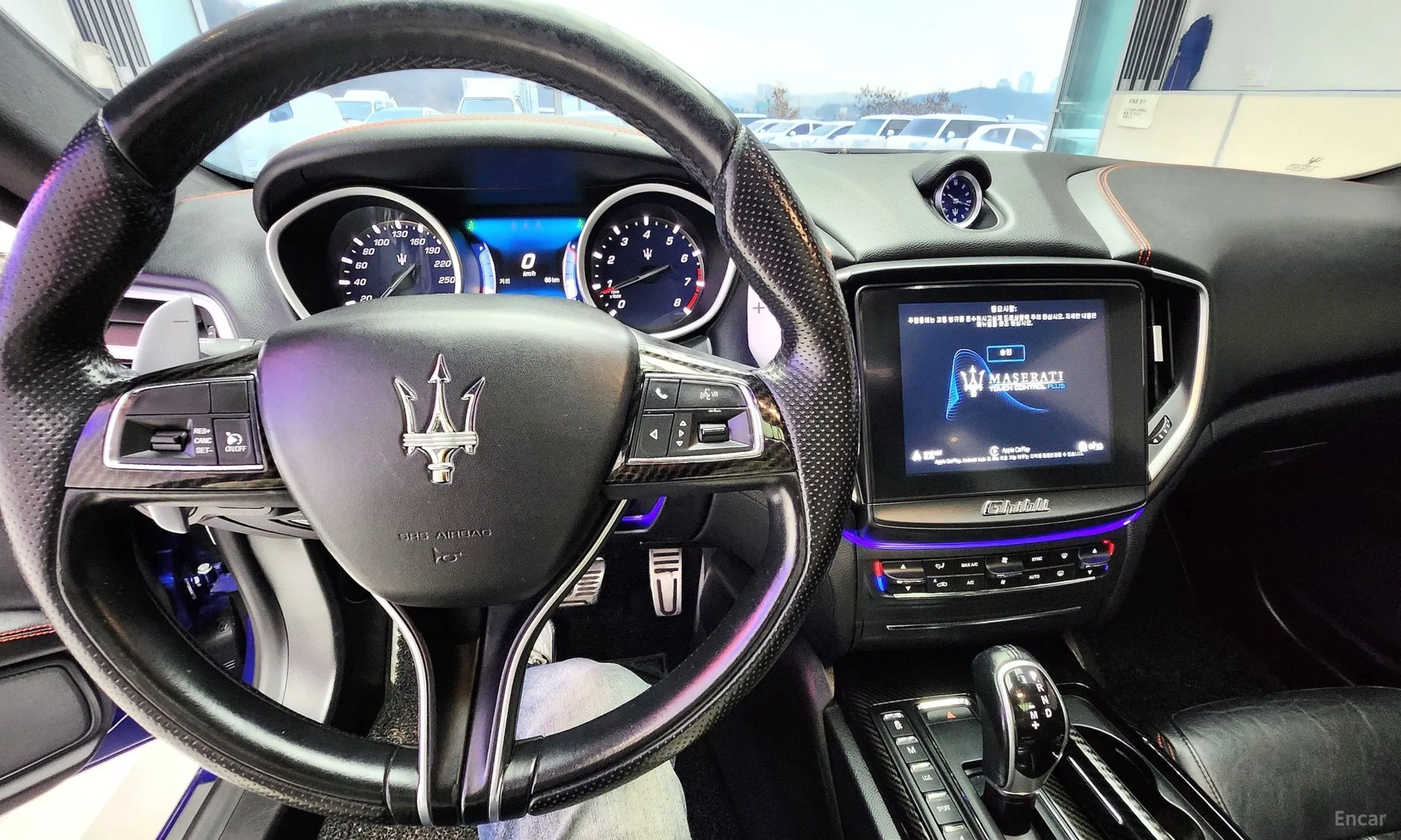 Maserati Ghibli превью 20