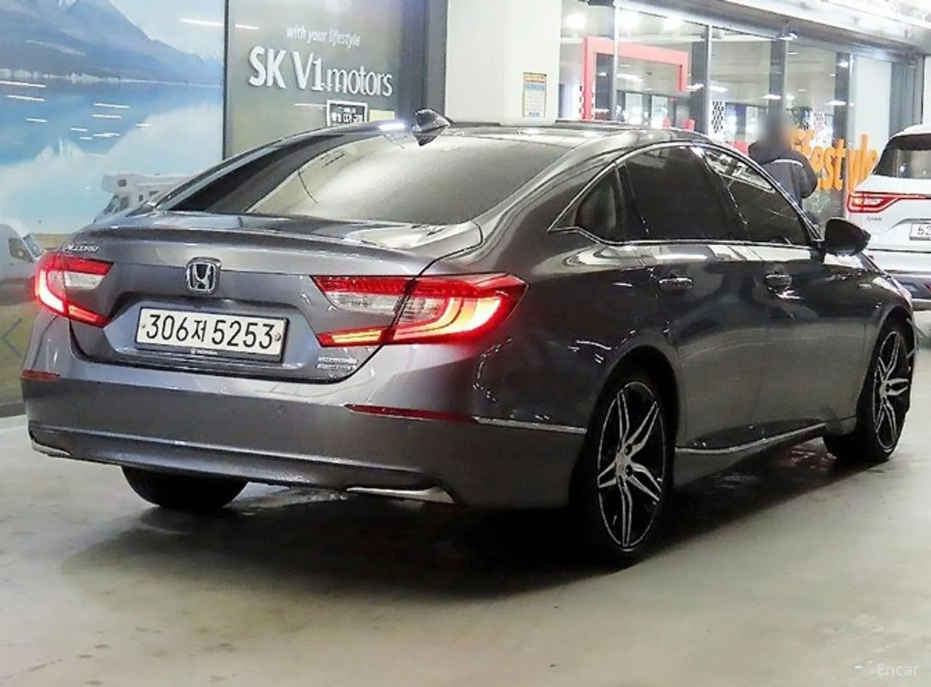 Honda Accord 10th Generation превью 4
