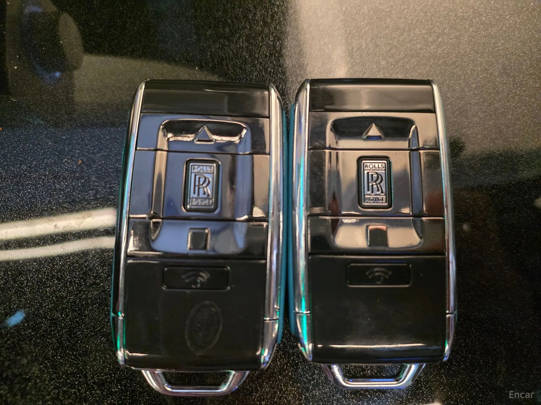 Rolls-Royce Ghost превью 10