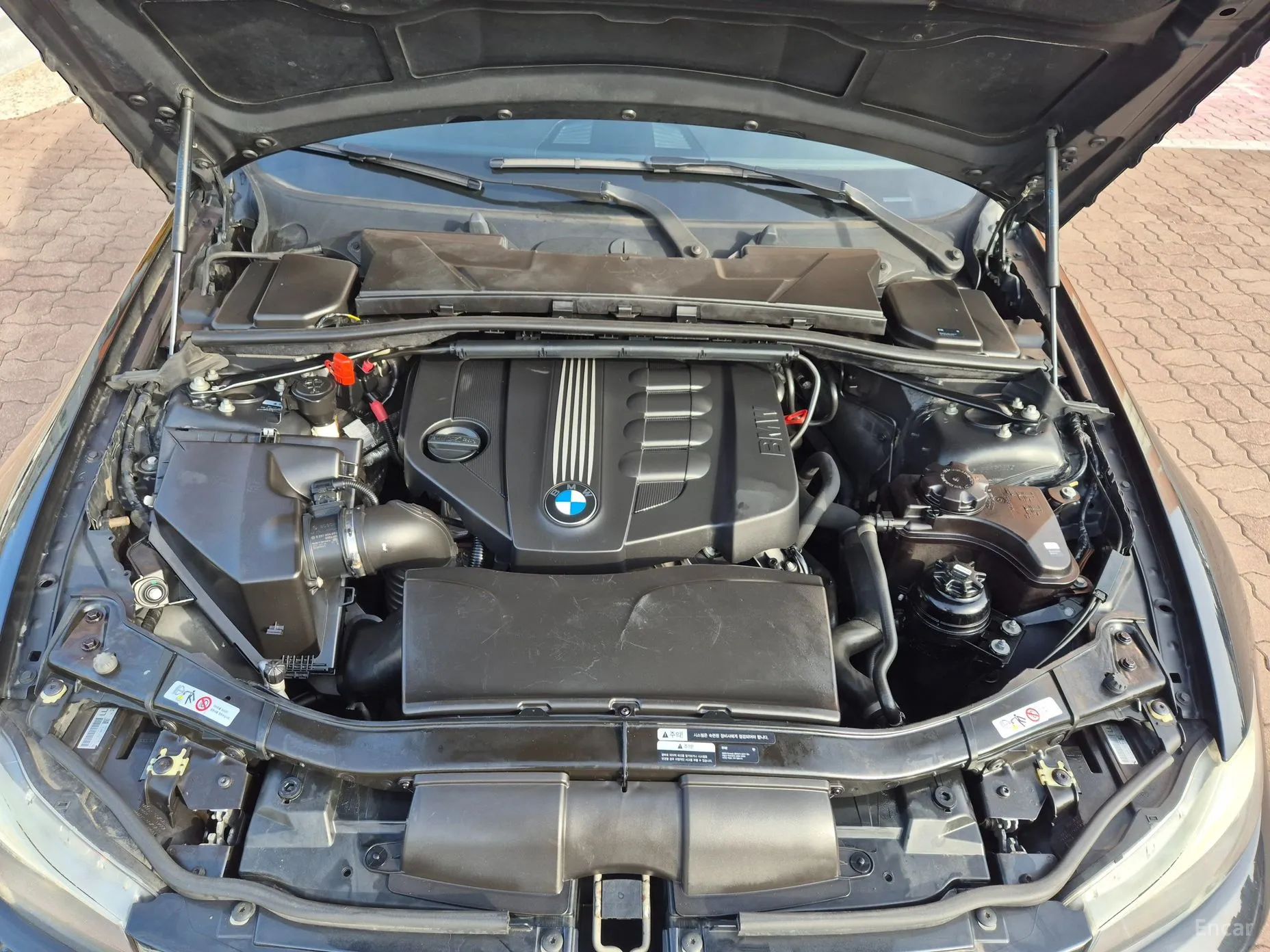 BMW 3 Series (E90) превью 10