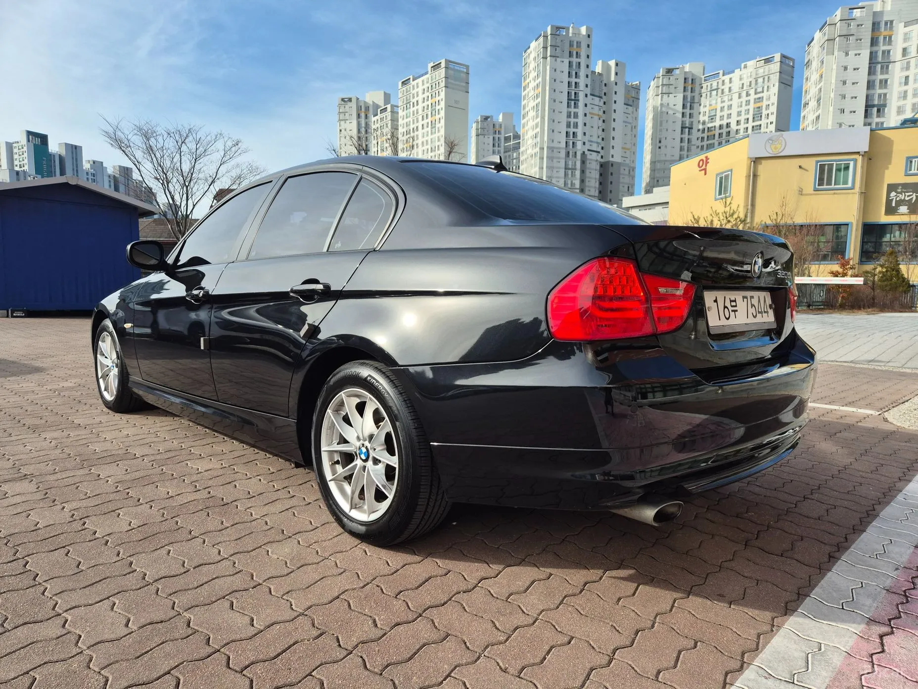 BMW 3 Series (E90) превью 4