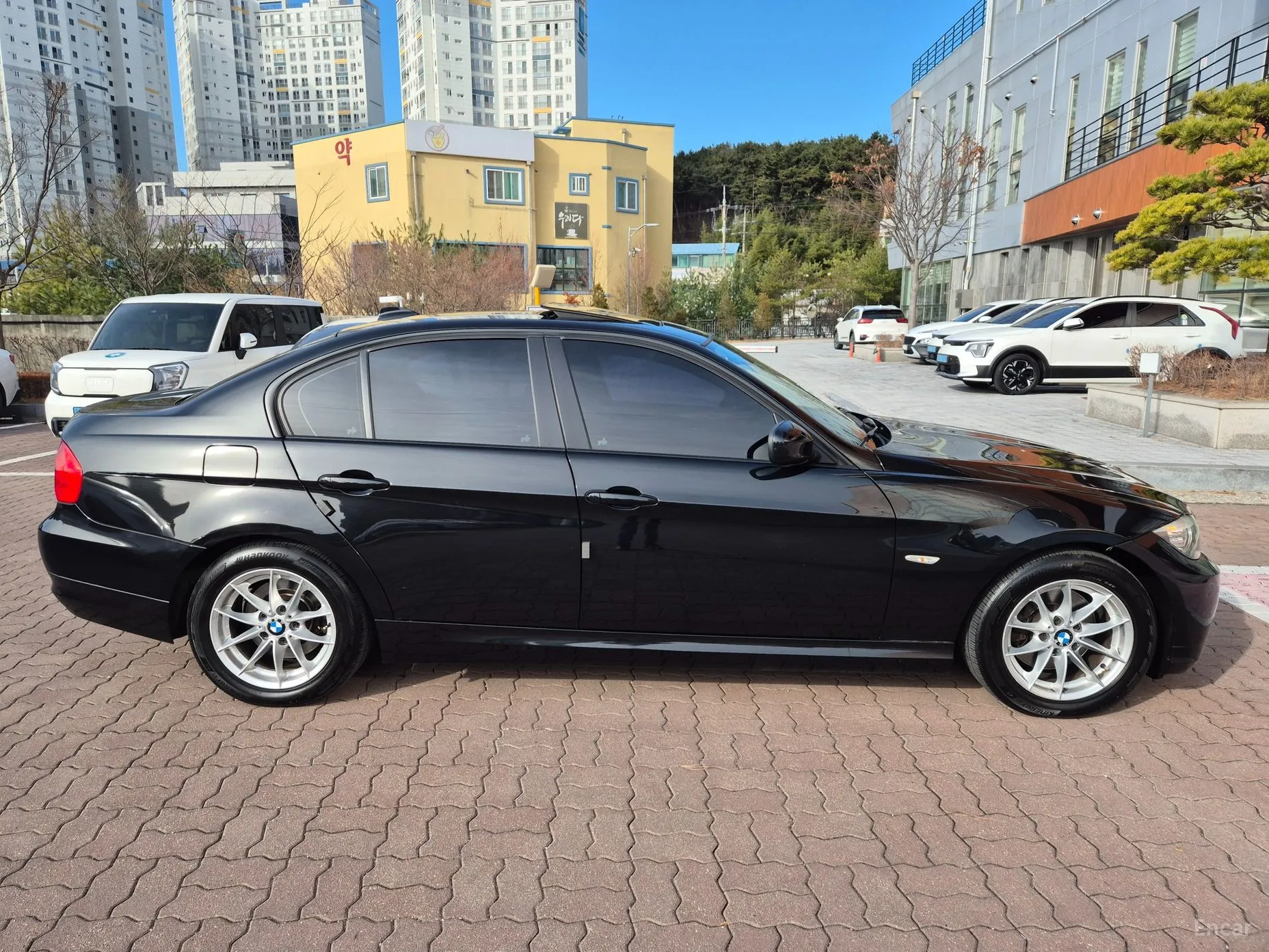 BMW 3 Series (E90) превью 7