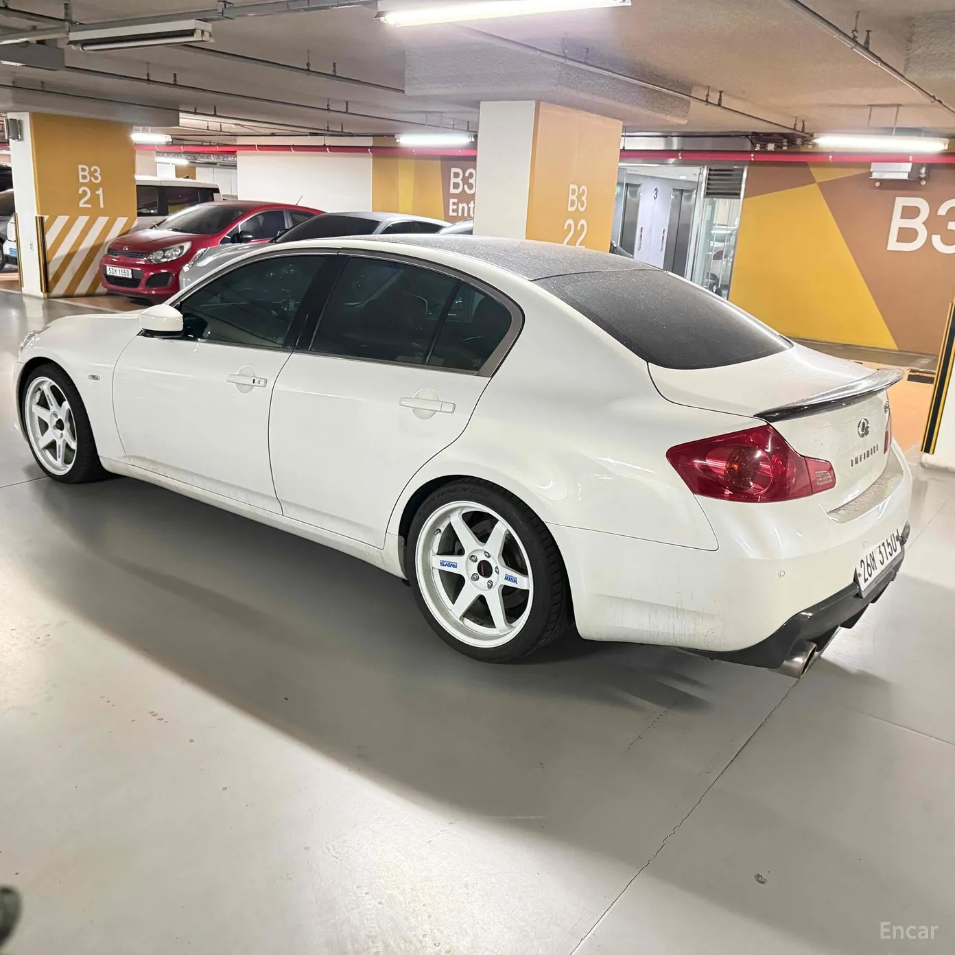 Infiniti G37 превью 6