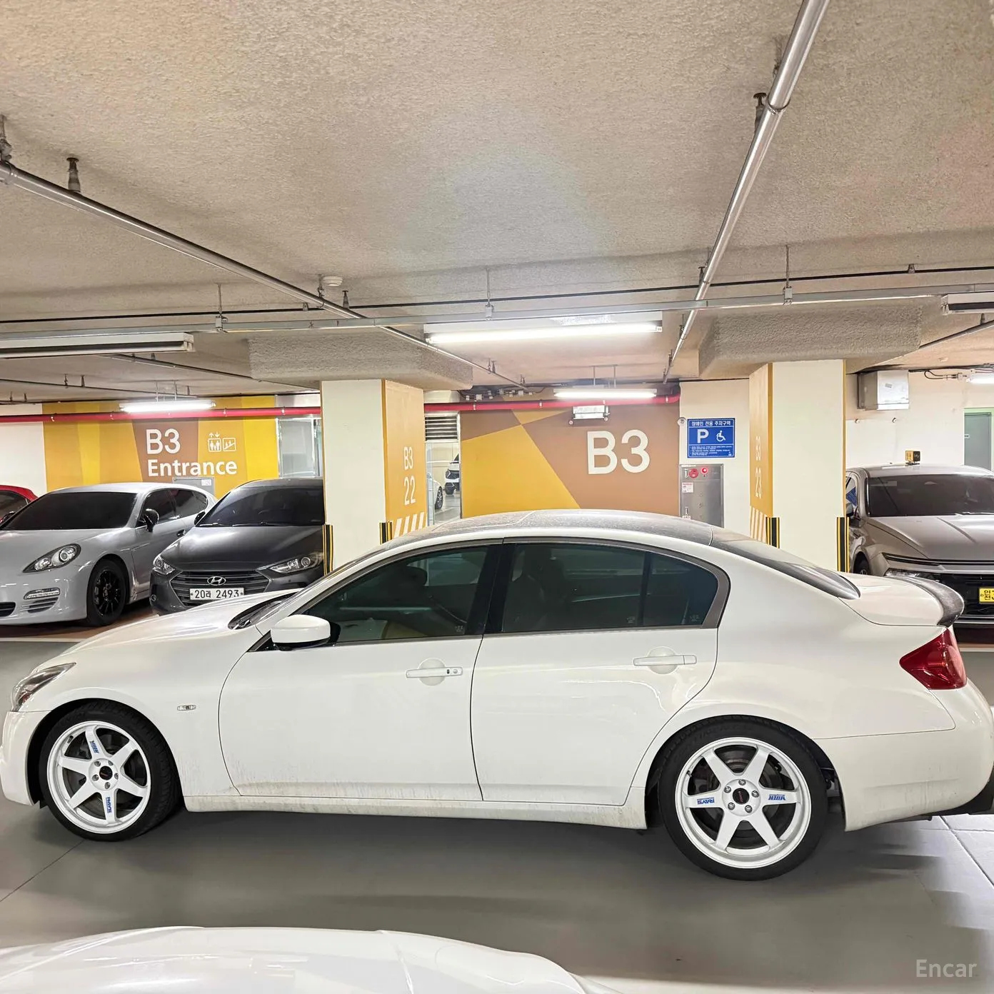 Infiniti G37 превью 7