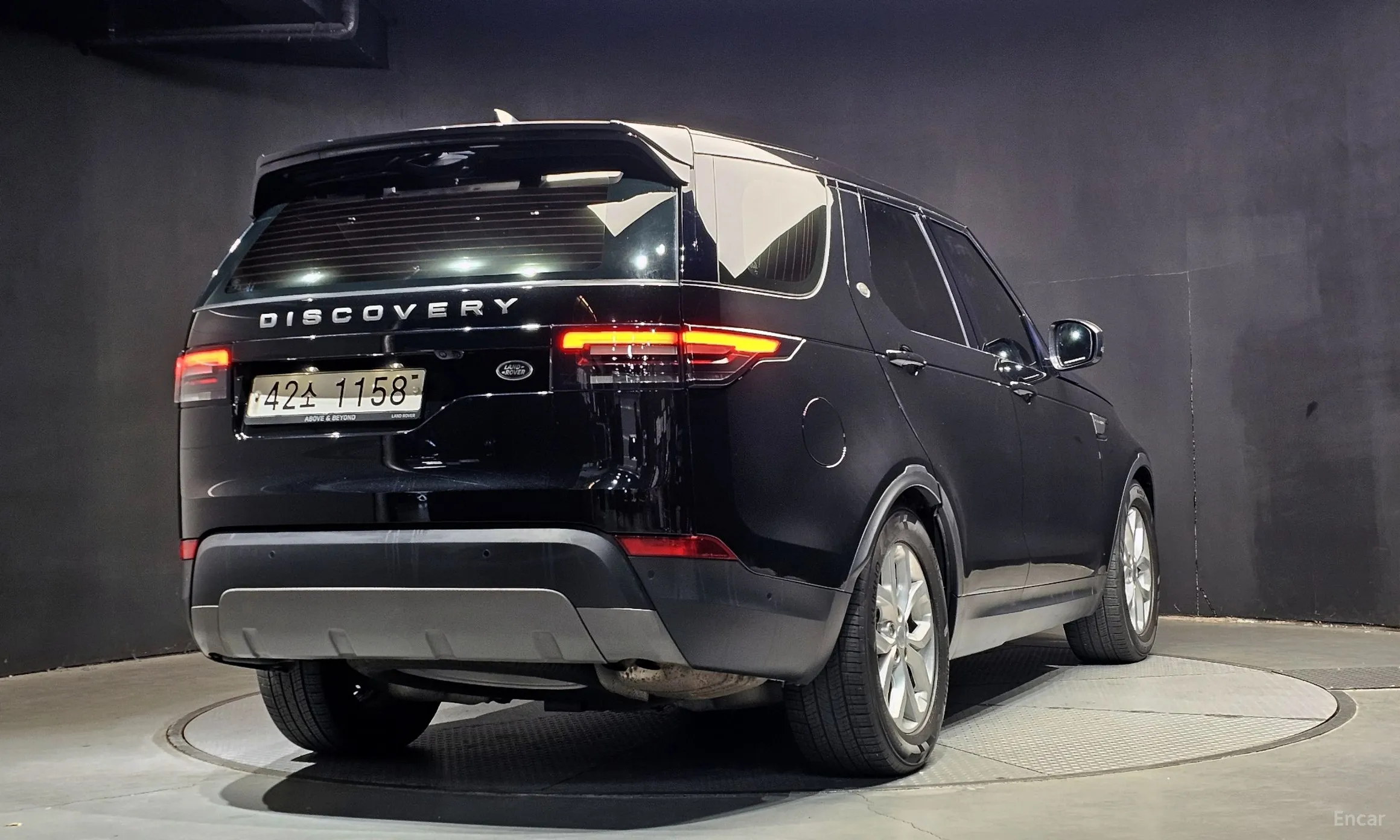 Land Rover Discovery 5 превью 2