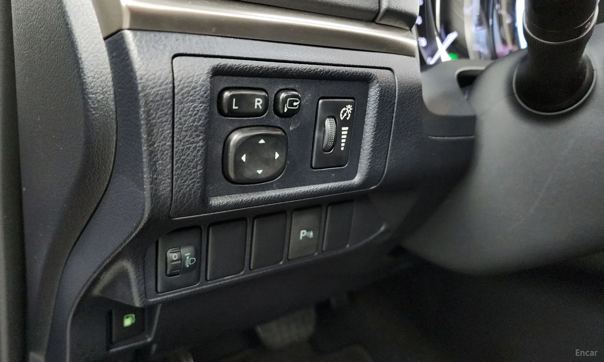 Lexus CT200h превью 16
