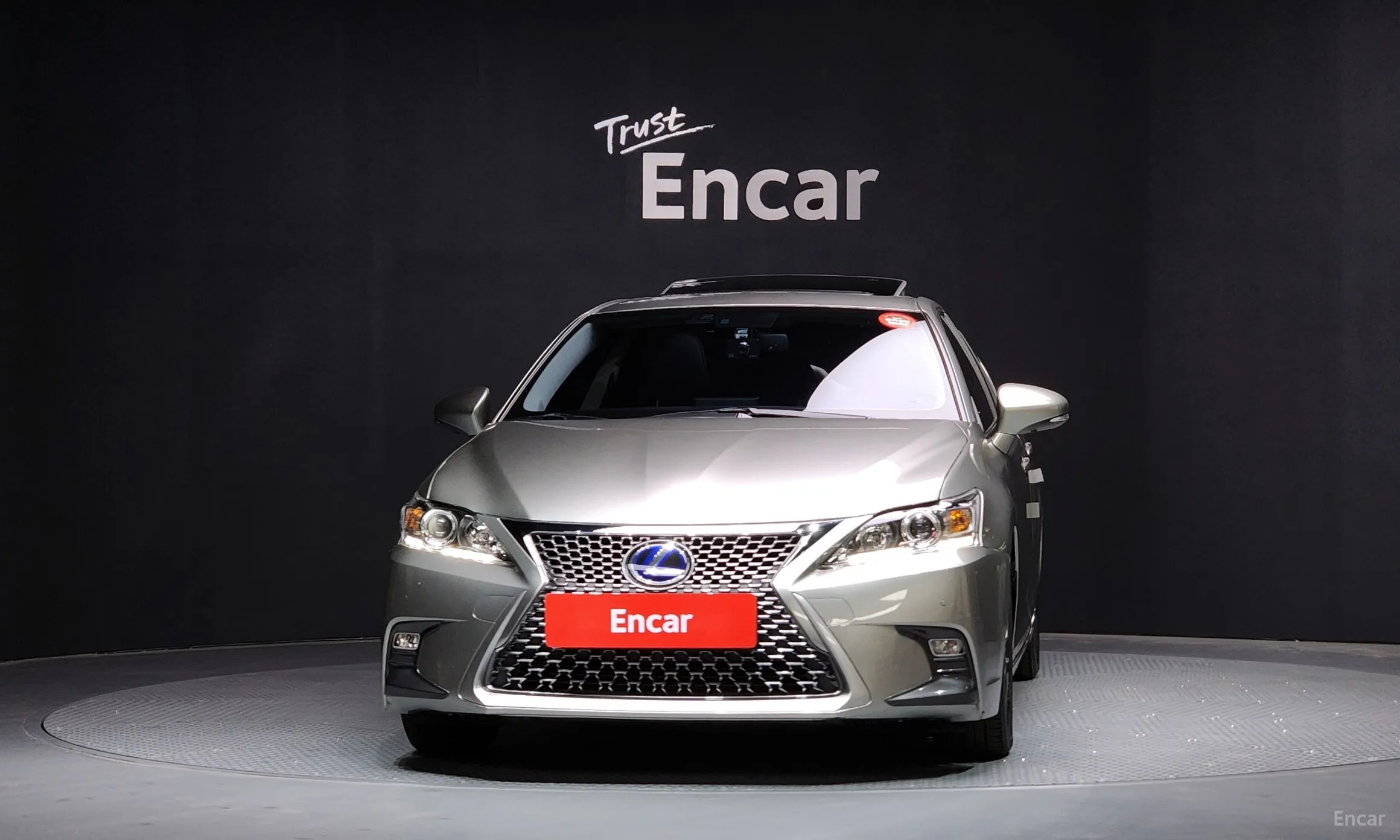 Lexus CT200h превью 3