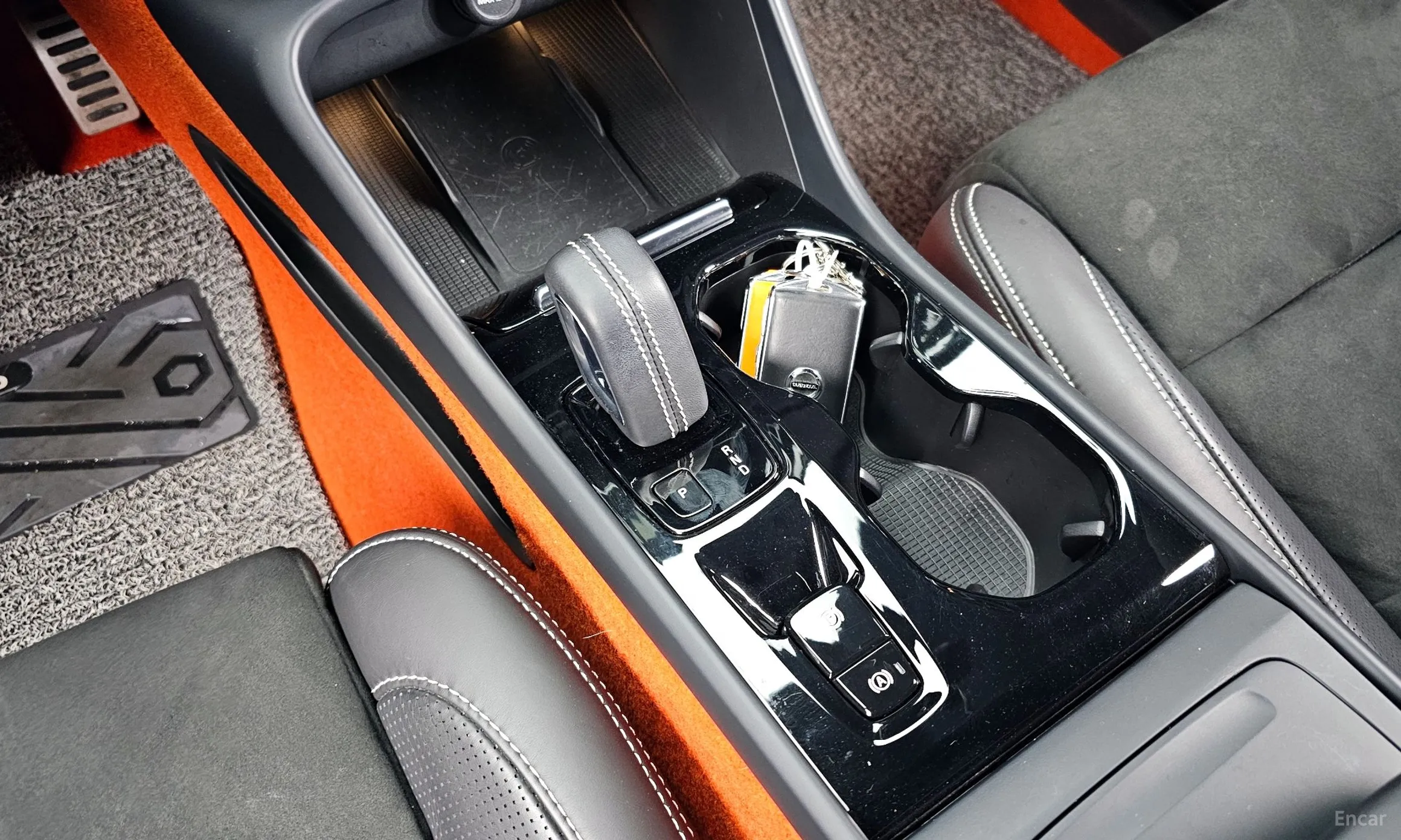Volvo XC40 превью 9