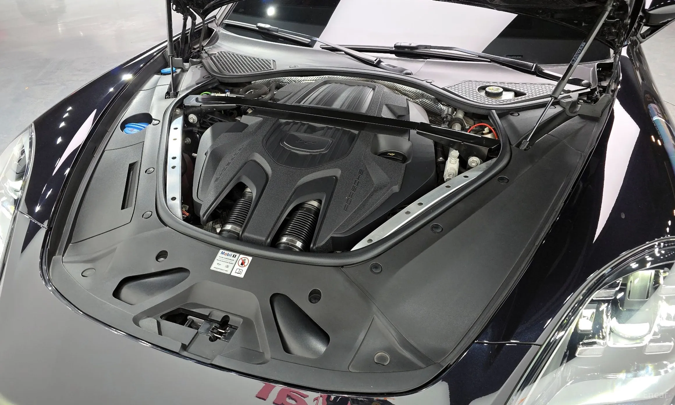 Porsche Panamera (971) превью 6