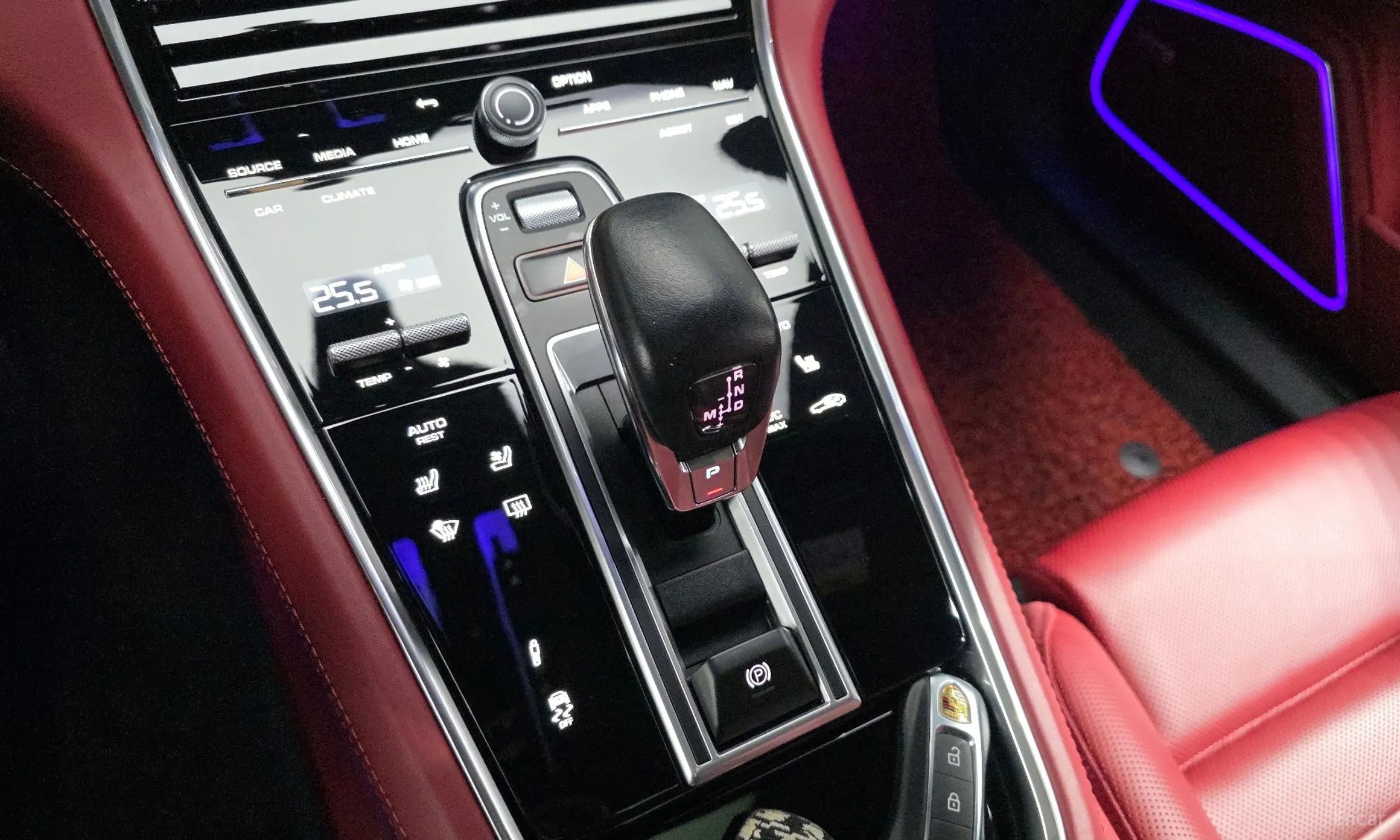 Porsche Panamera (971) превью 9