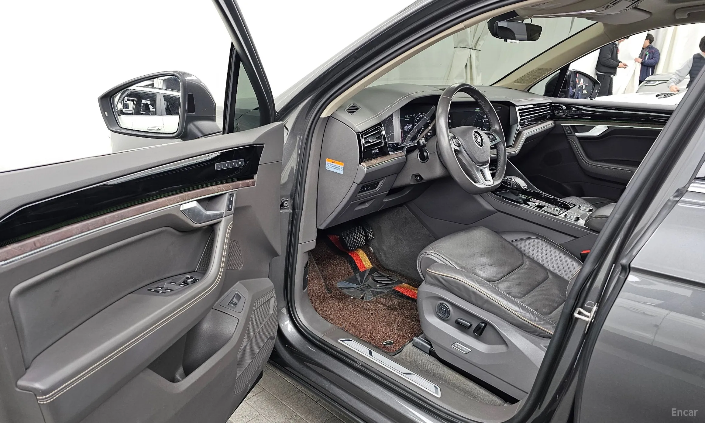 Volkswagen Touareg 3rd Generation превью 10