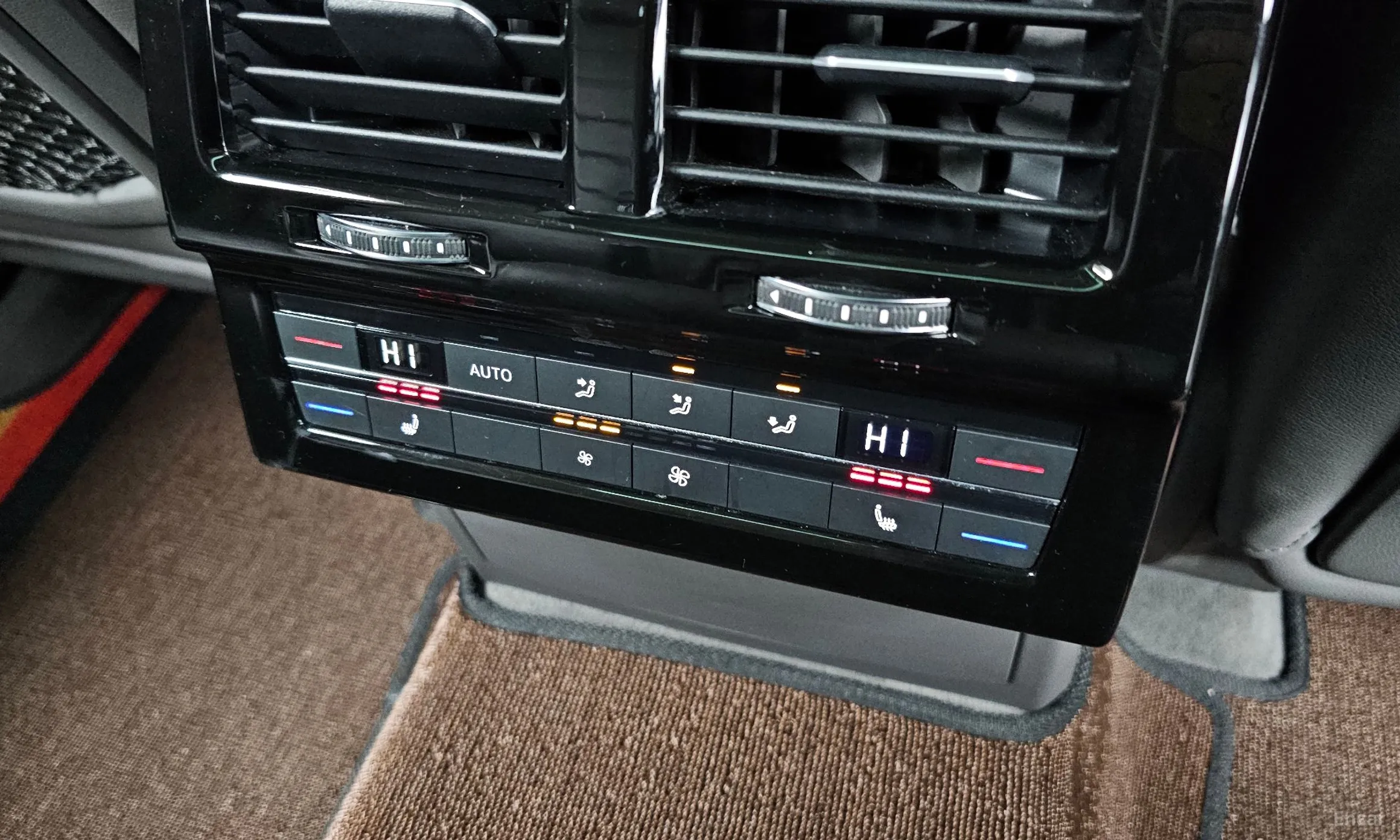 Volkswagen Touareg 3rd Generation превью 19