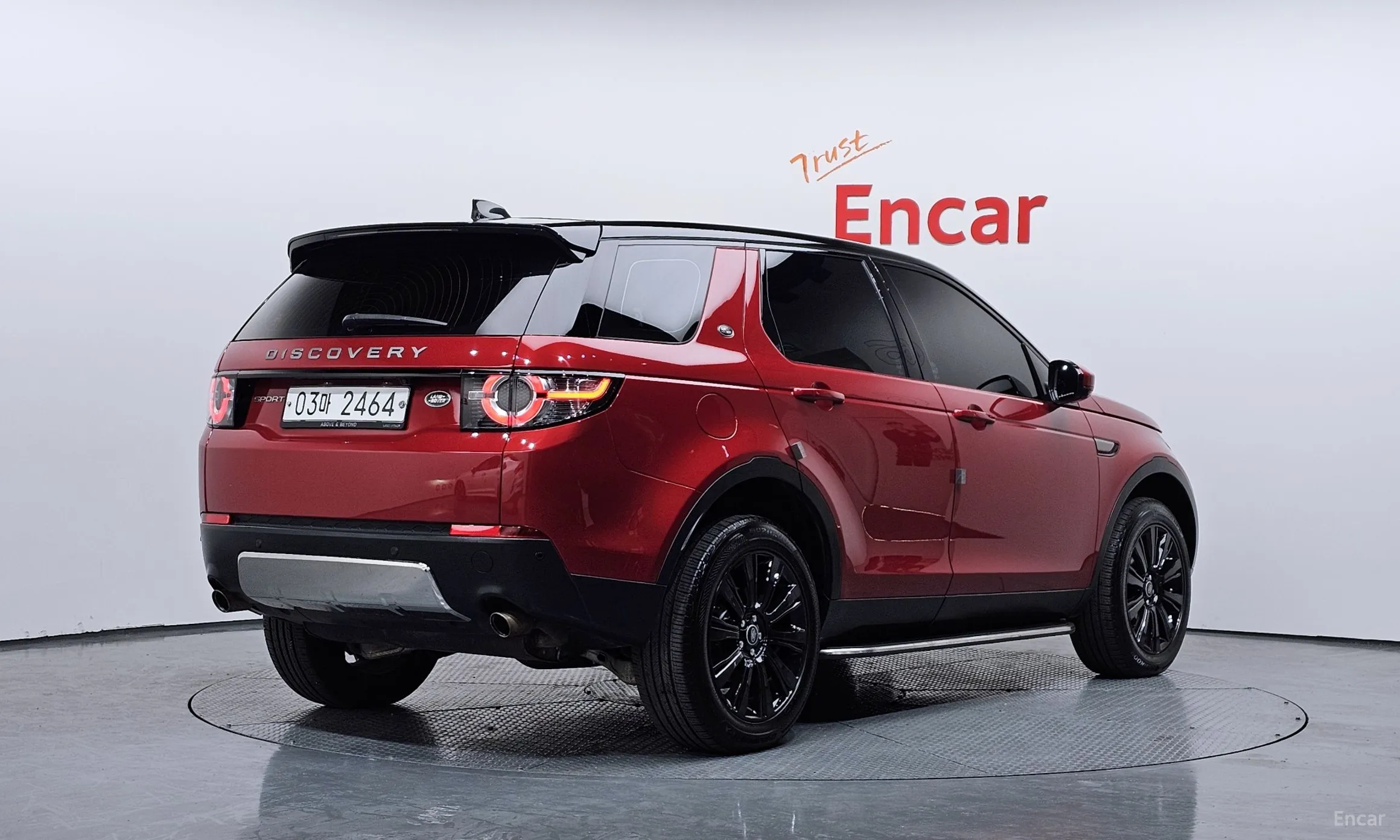 Land Rover Discovery Sports превью 2