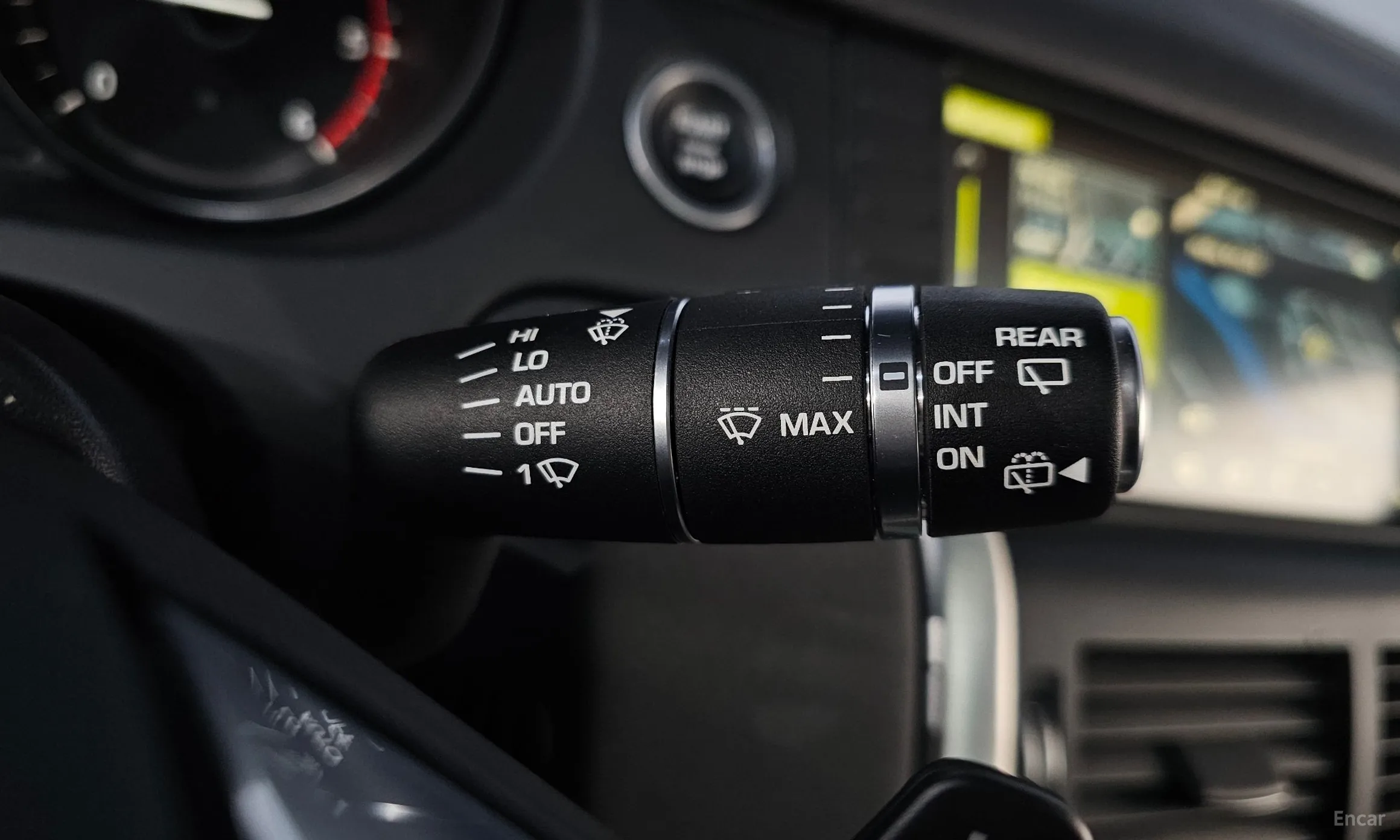 Land Rover Discovery Sports превью 17