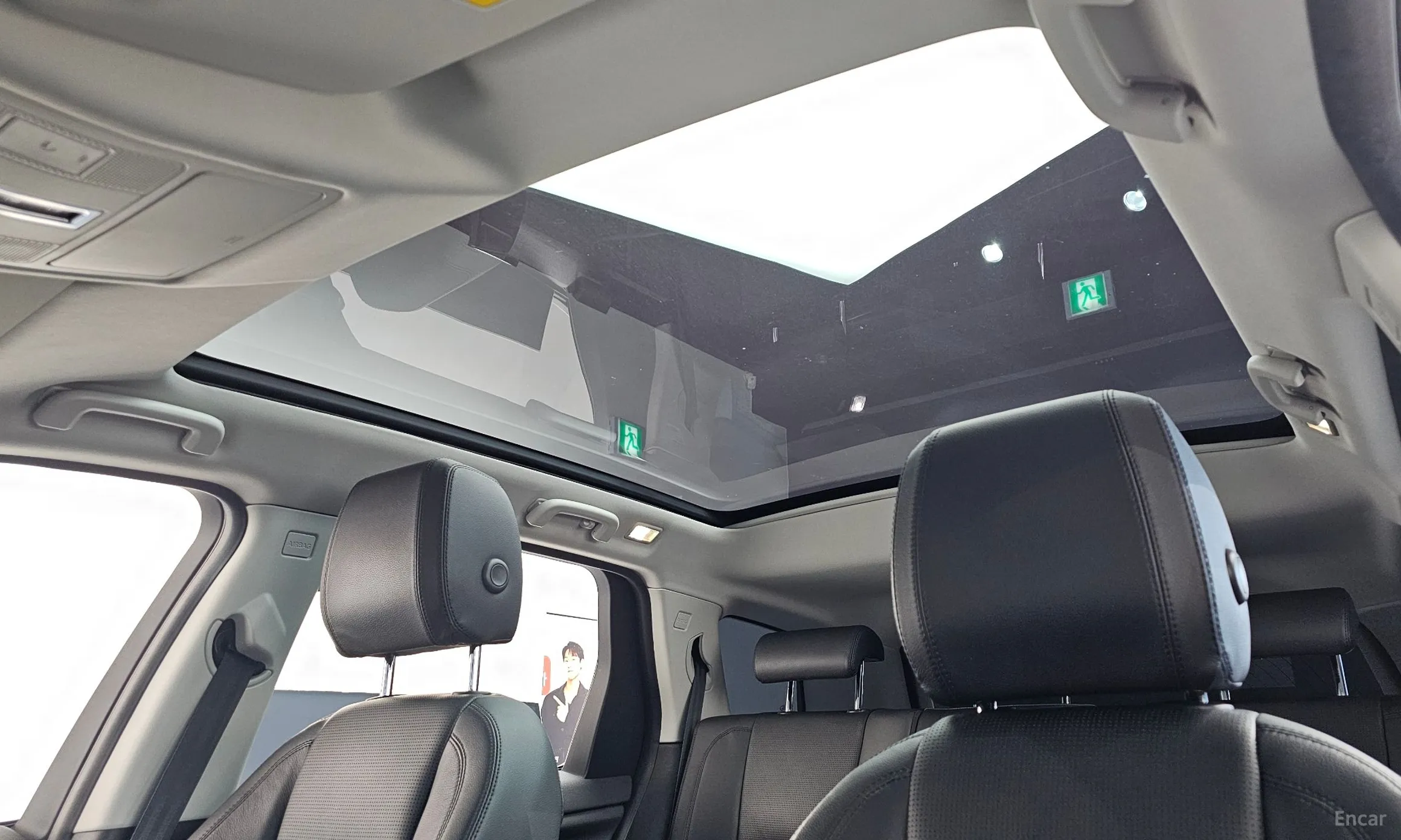 Land Rover Discovery Sports превью 19