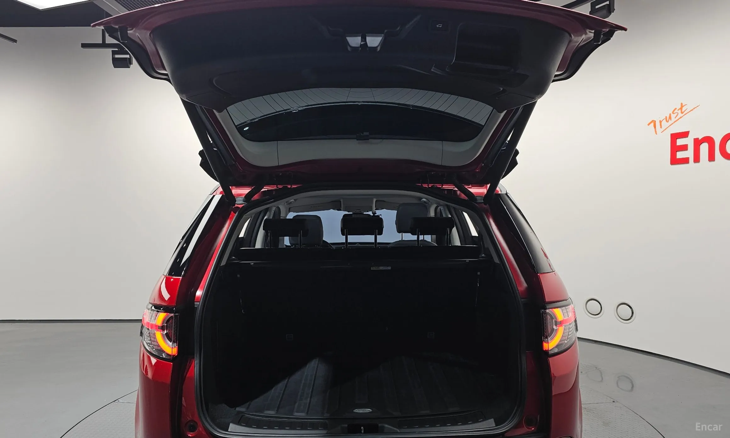 Land Rover Discovery Sports превью 20
