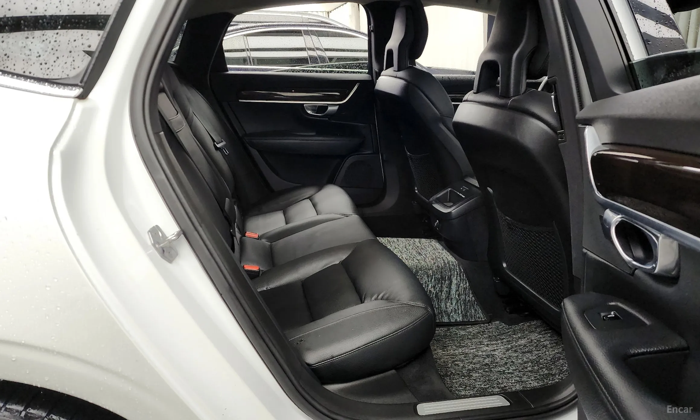 Volvo S90 превью 12