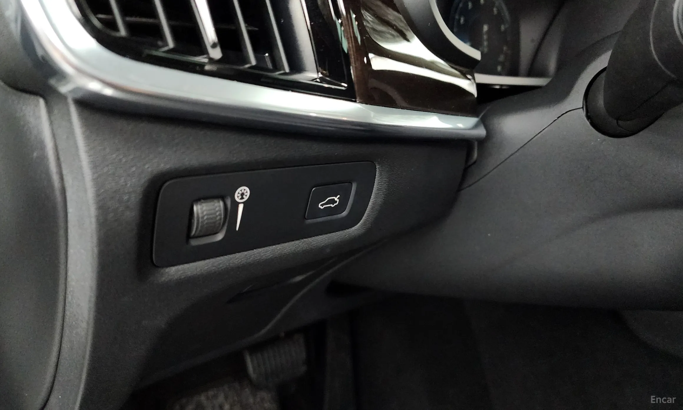 Volvo S90 превью 16