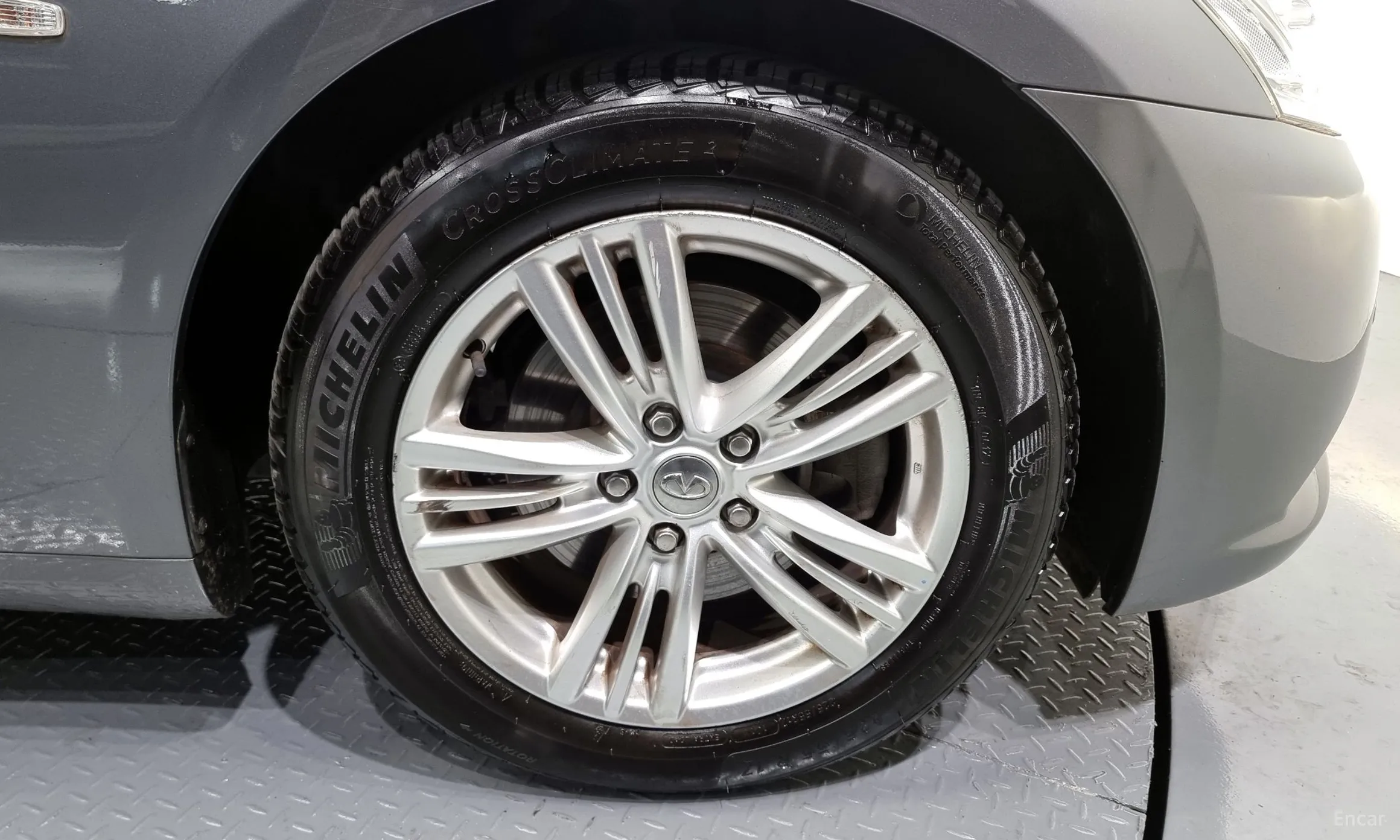 Infiniti G25 превью 5