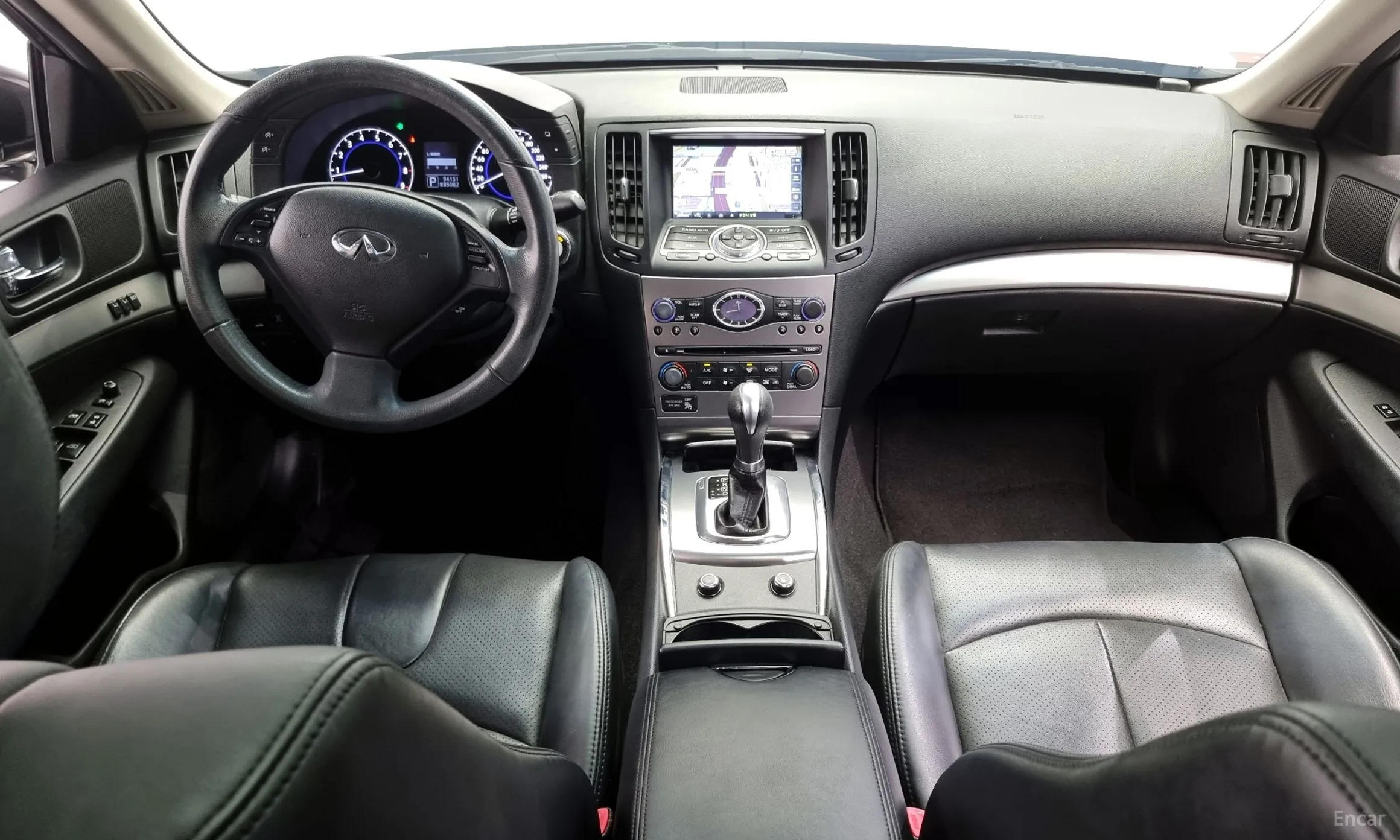 Infiniti G25 превью 7