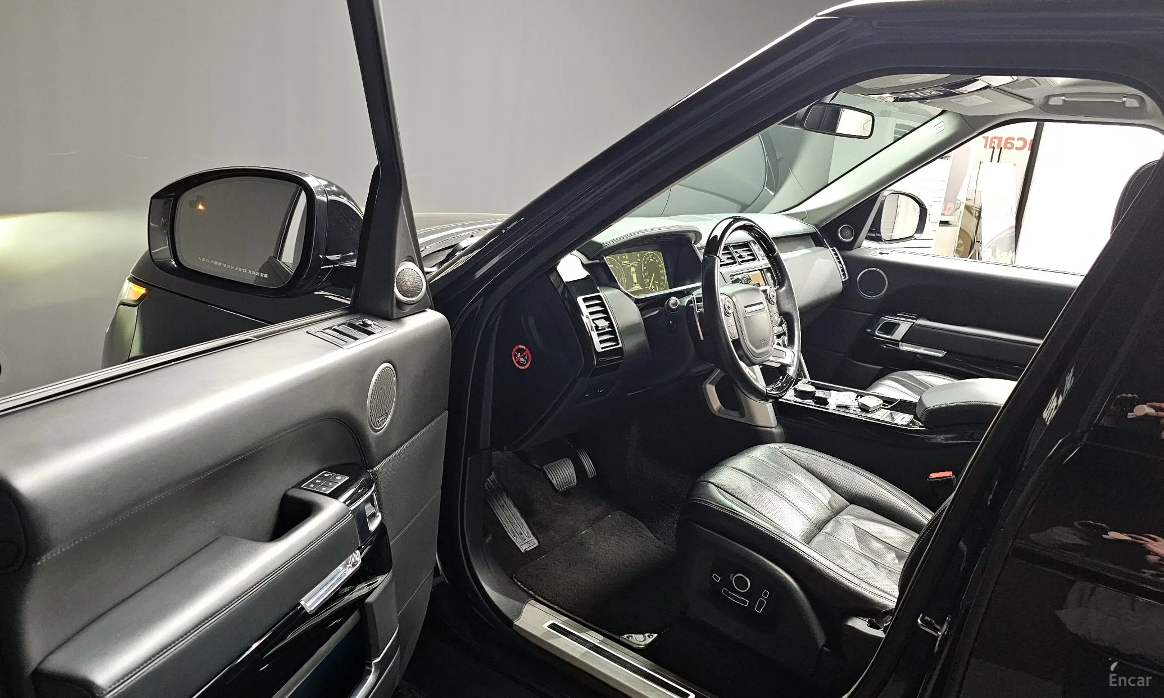 Land Rover Range Rover 4th Generation превью 10