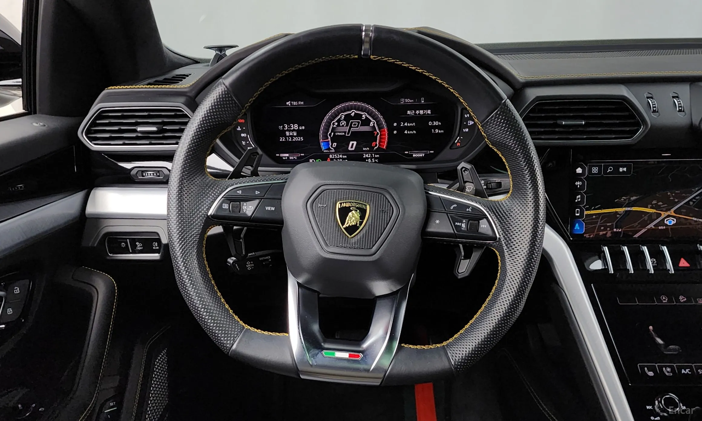 Lamborghini Urus превью 13