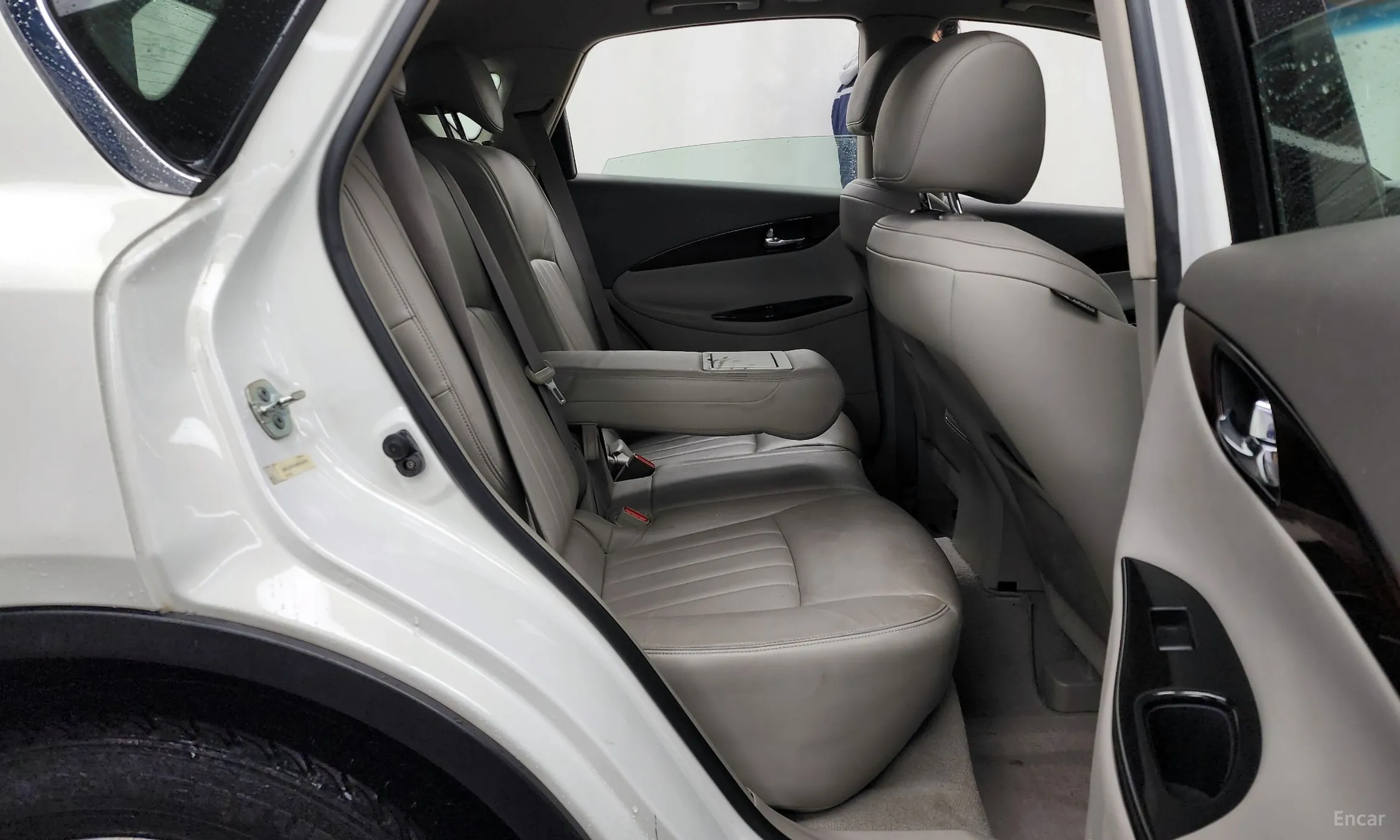 Infiniti EX35 превью 12