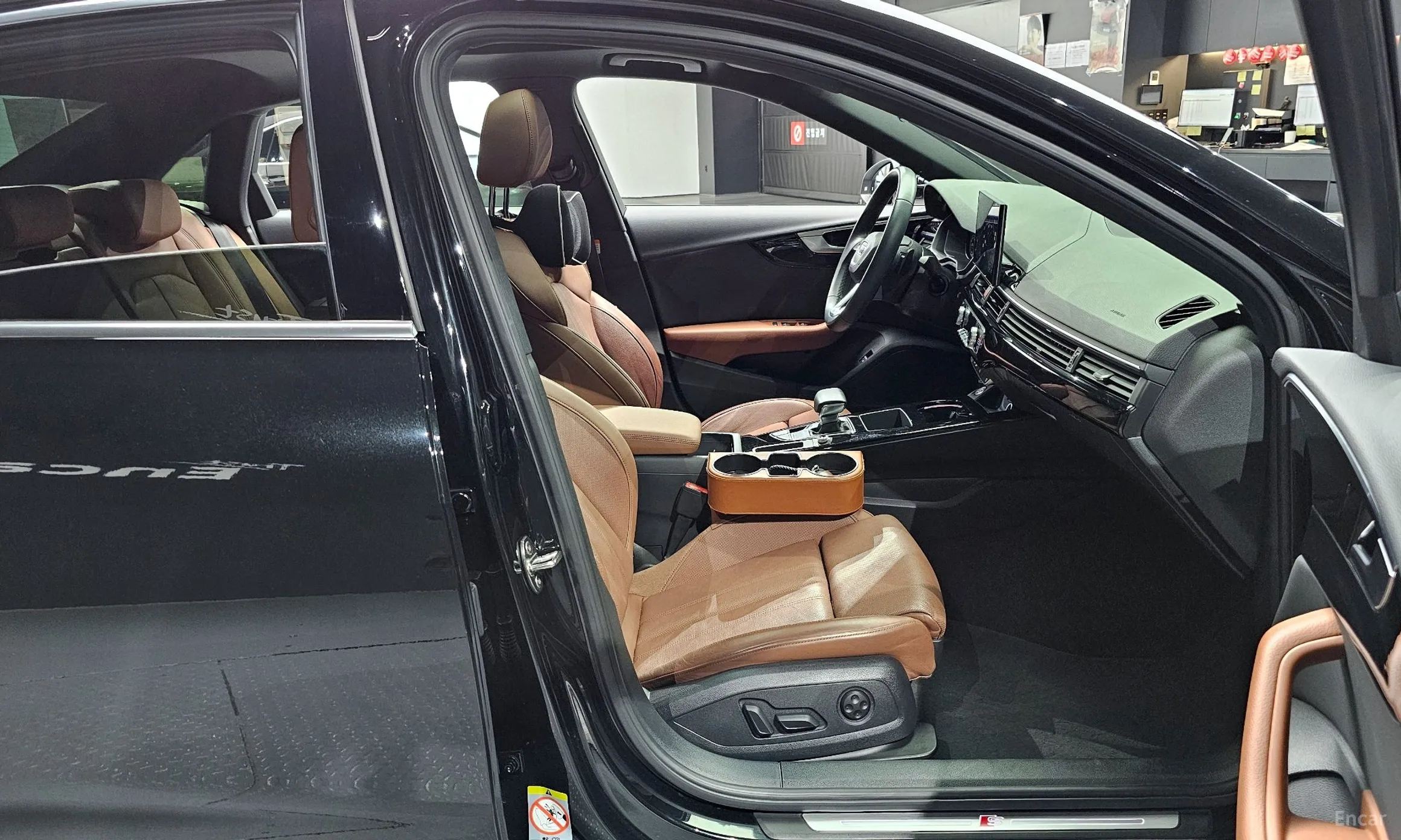Audi A4 (B9) превью 10