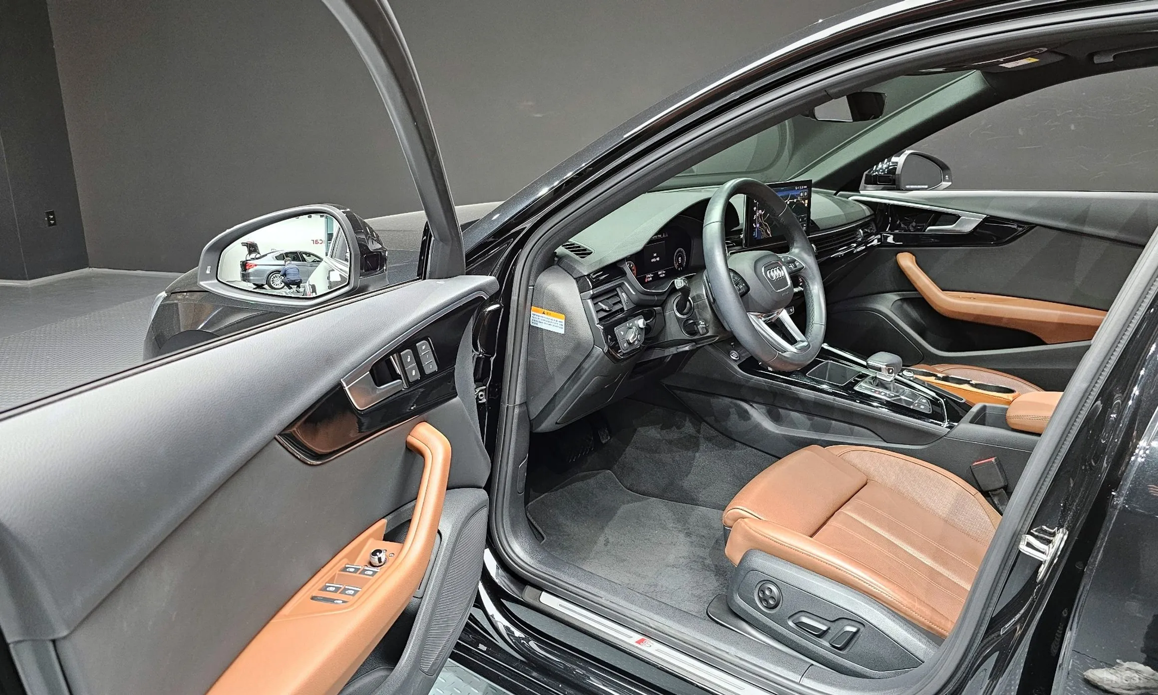 Audi A4 (B9) превью 11