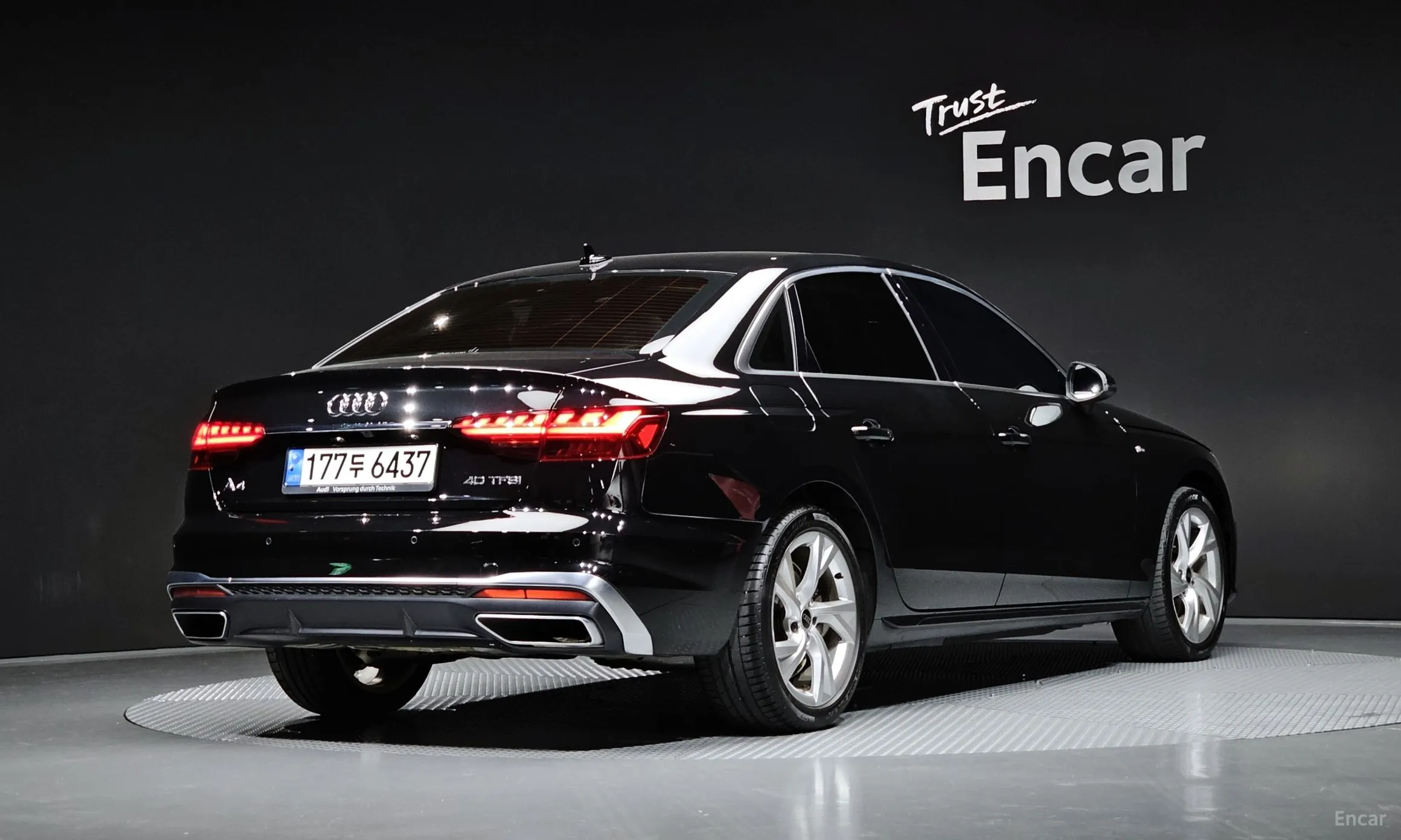Audi A4 (B9) превью 2