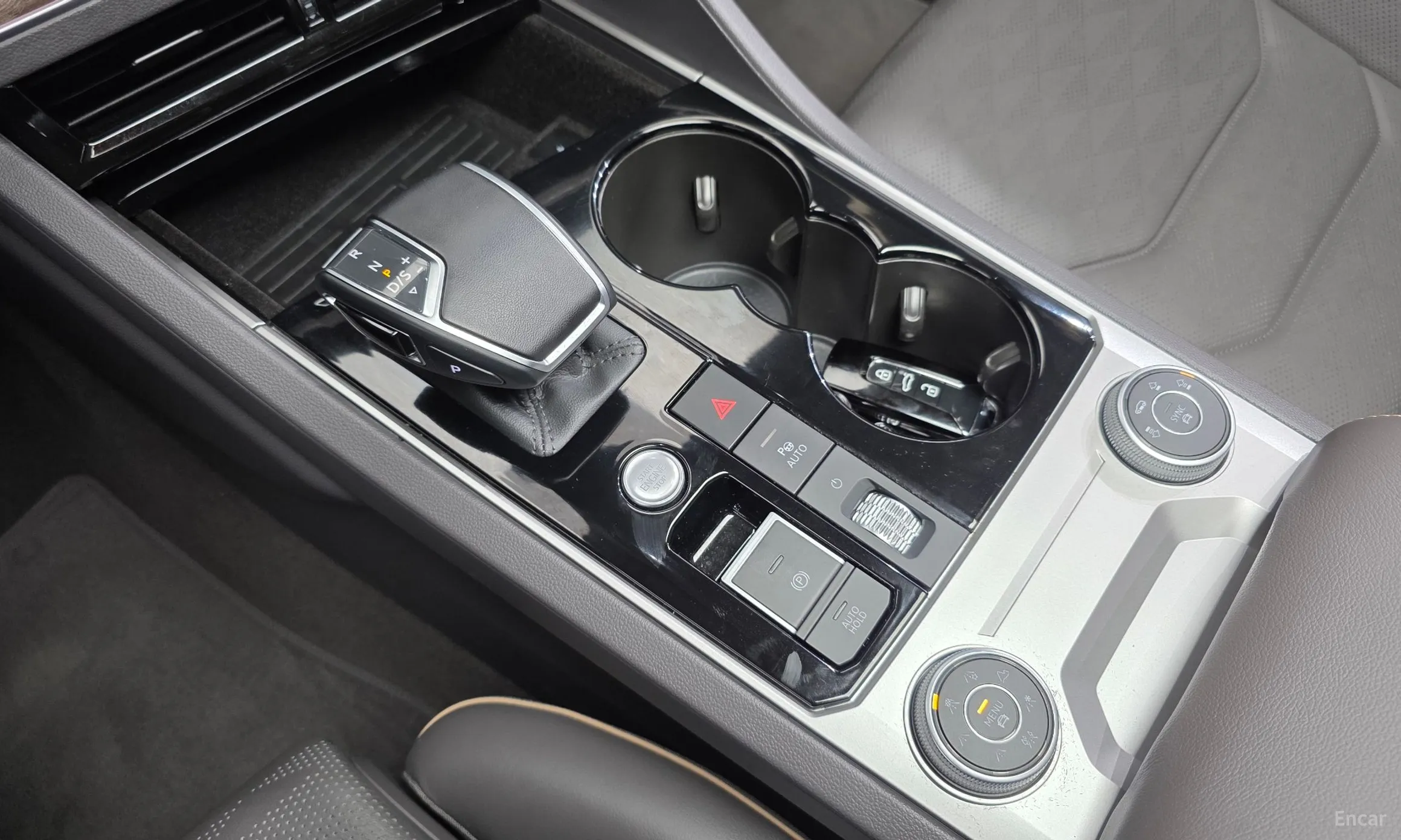 Volkswagen Touareg 3rd Generation превью 9
